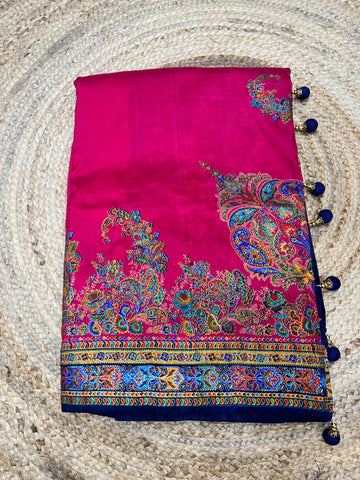 Pink pashmina prints