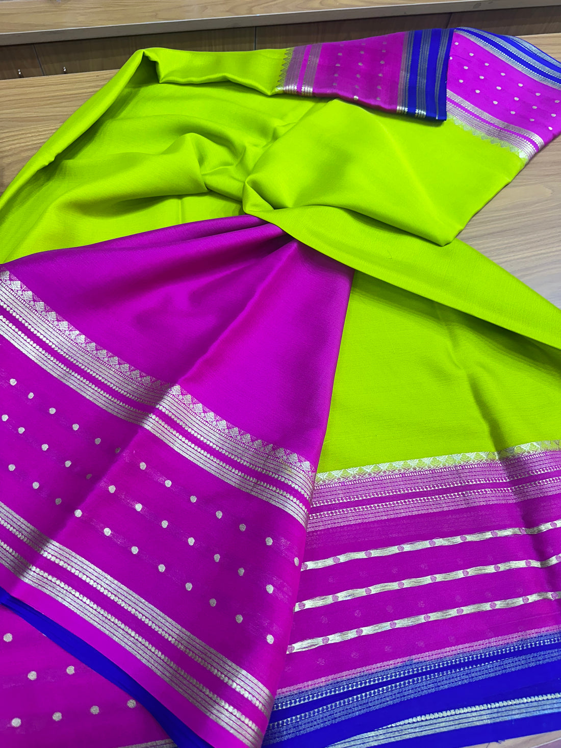 Neon green with pink pure crepe 120 gsm