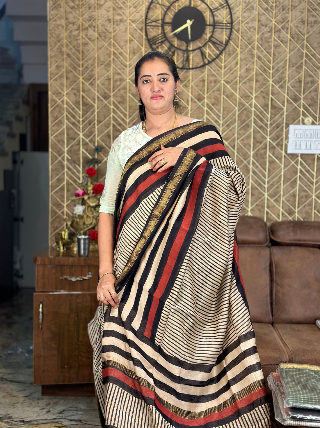 Strips Maheshwari silk. With printed blouse.