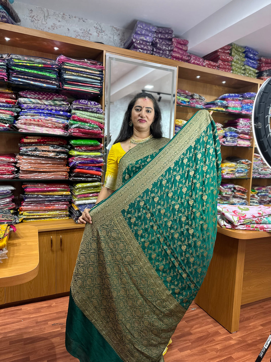 Dark green Pure crepe Banaras handwoven silk saree jaal pattern