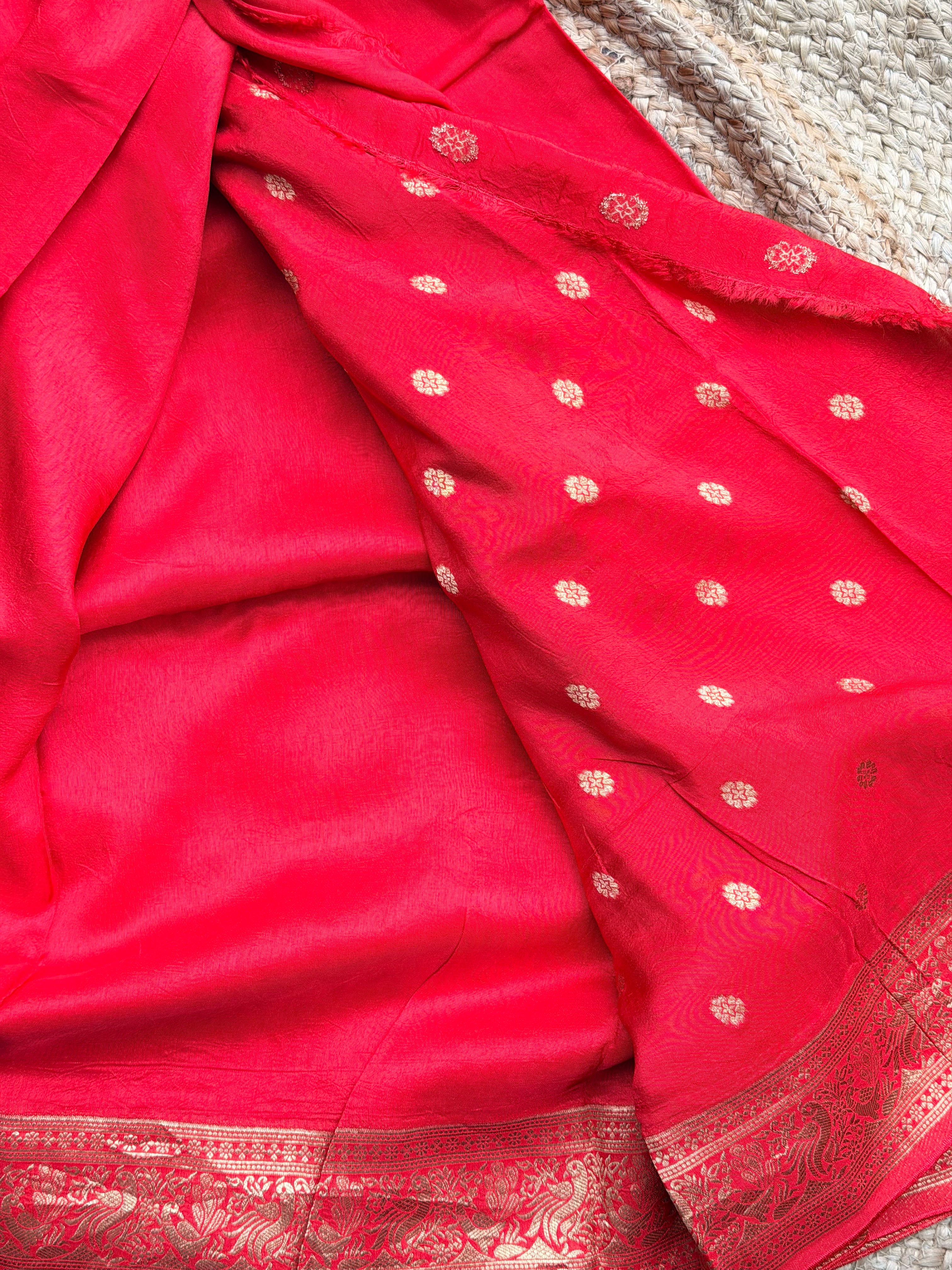 Red plain dola modal saree with meenaweaving.