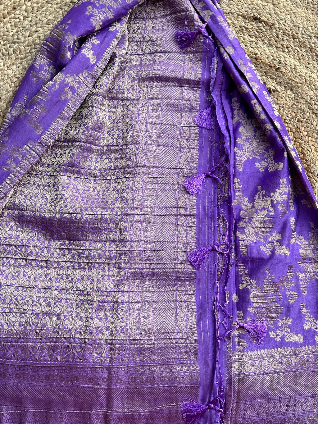 Lavender crushed georgette sarees jaal pattern