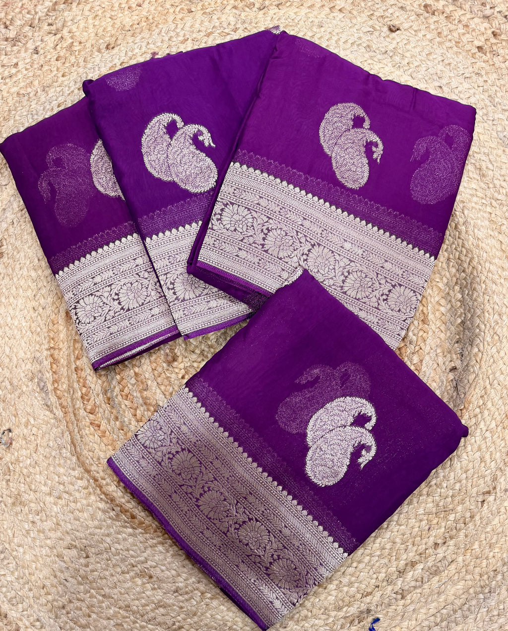 Purple mango Butta georgette small border saree