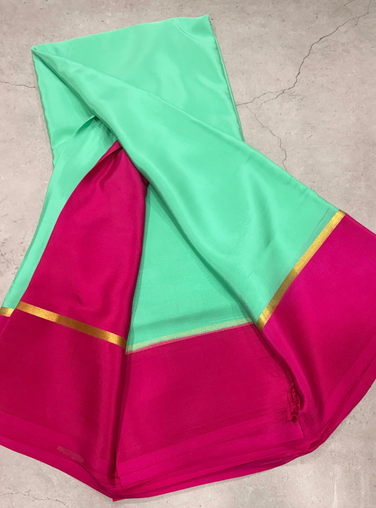 Sea green contrast border pure Mysore silk crepe saree