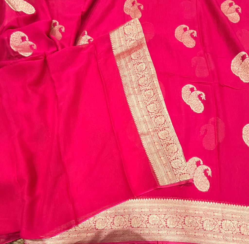 Rani pink mango Butta georgette small border saree
