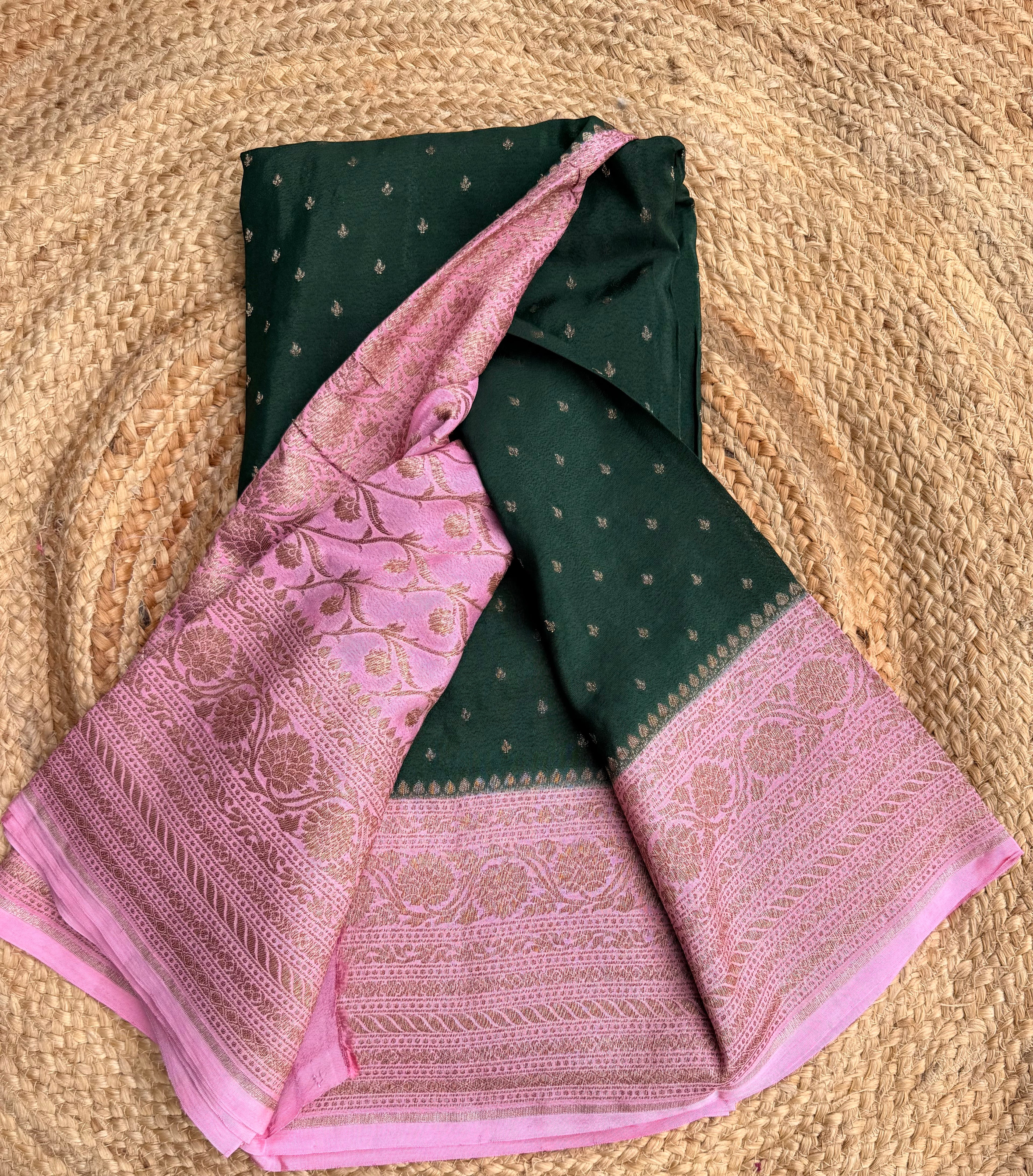 Bottle green n baby pink small butta benarasi crepe saree