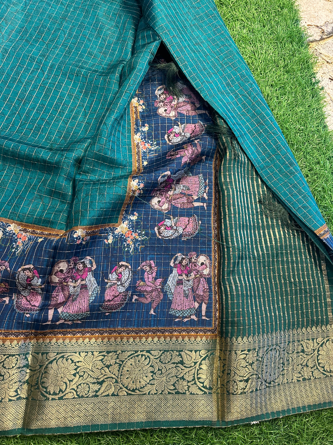 Peacock green dola kalamkari with Banarasi border.