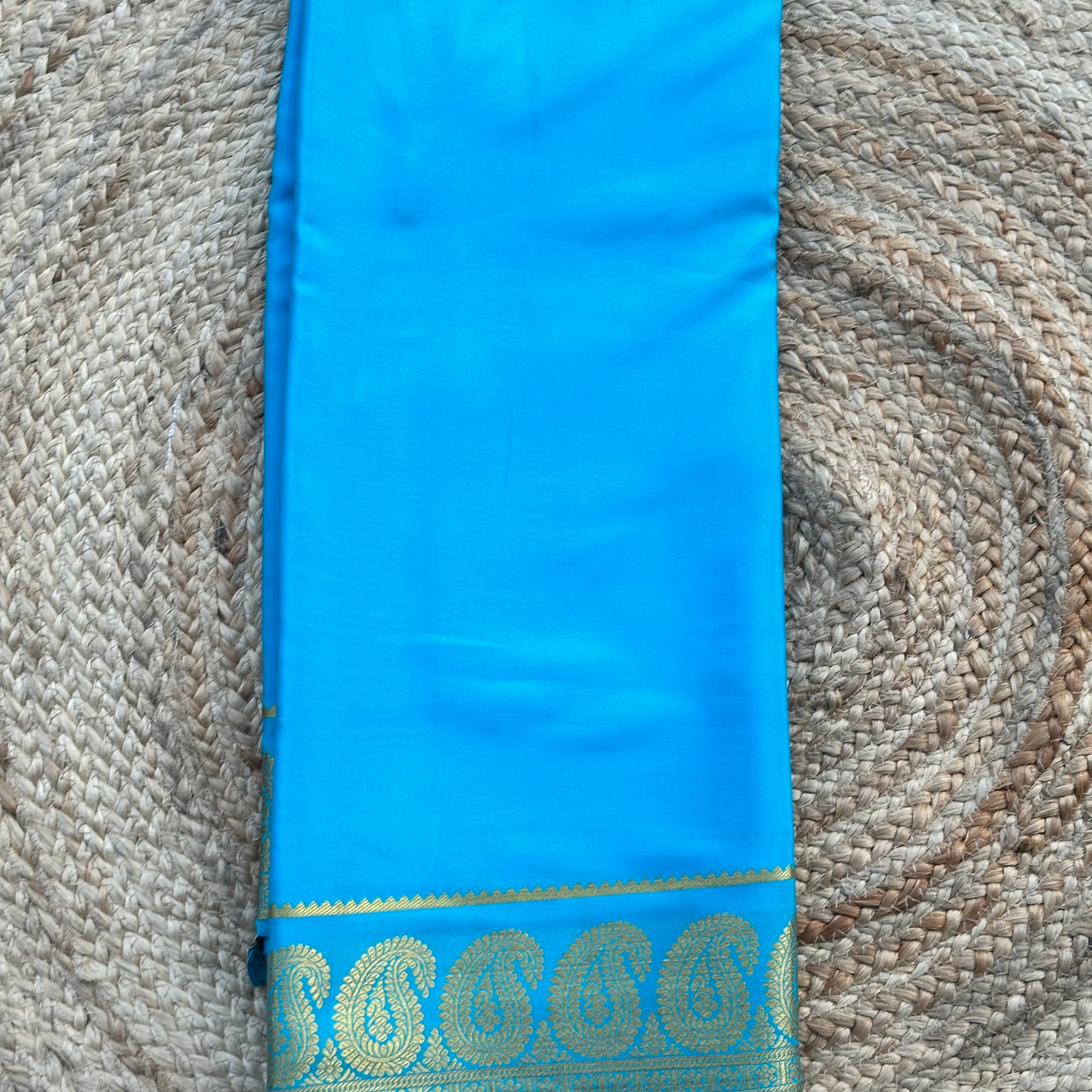 Sky blue Mango border 120 gsm