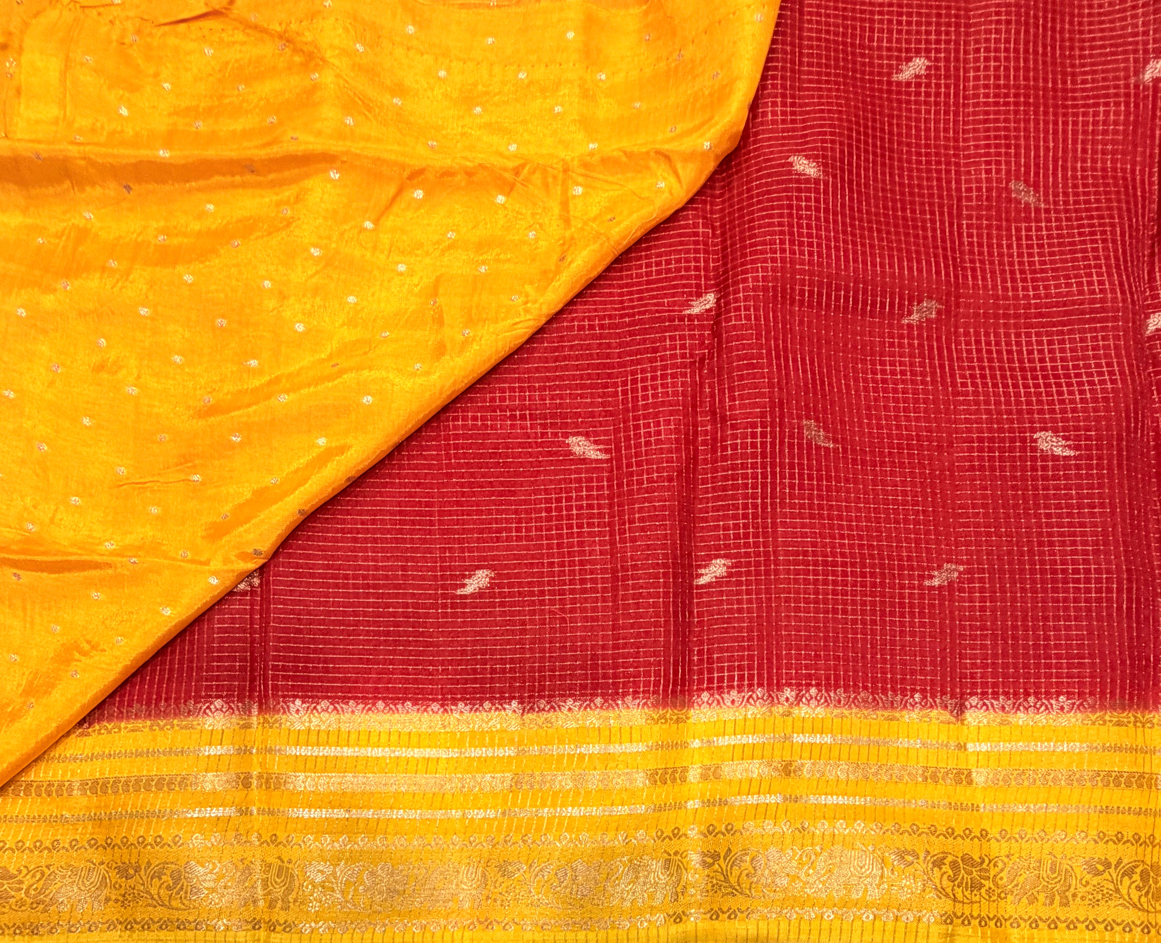 Red contrast border checks Dola crepe saree