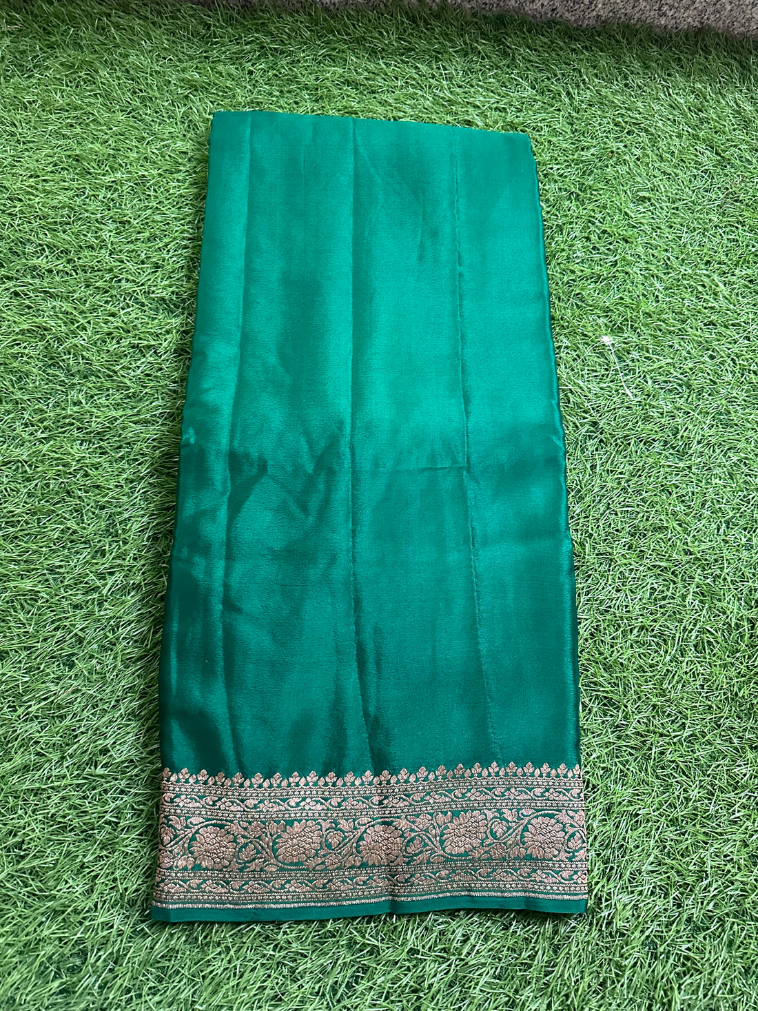 Vintage green pure crepe Banaras plain with brown blouse