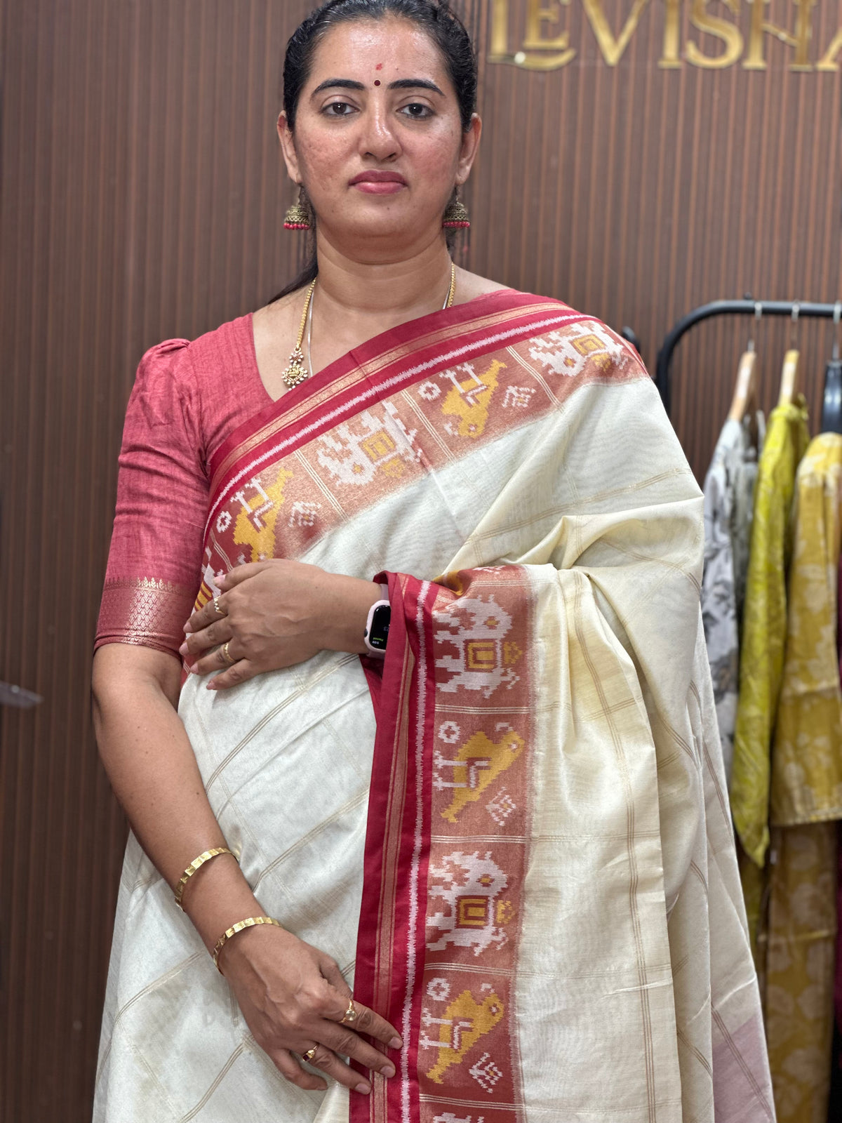 Tusser with Patola weaving Contrast border.half white with pink.