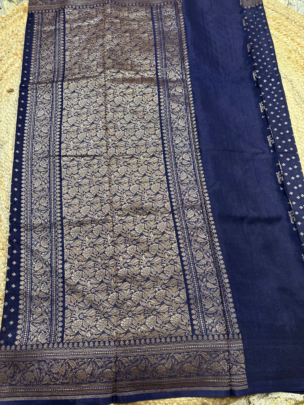 Eliphant grey crepe chiffon handloom silk sarees.