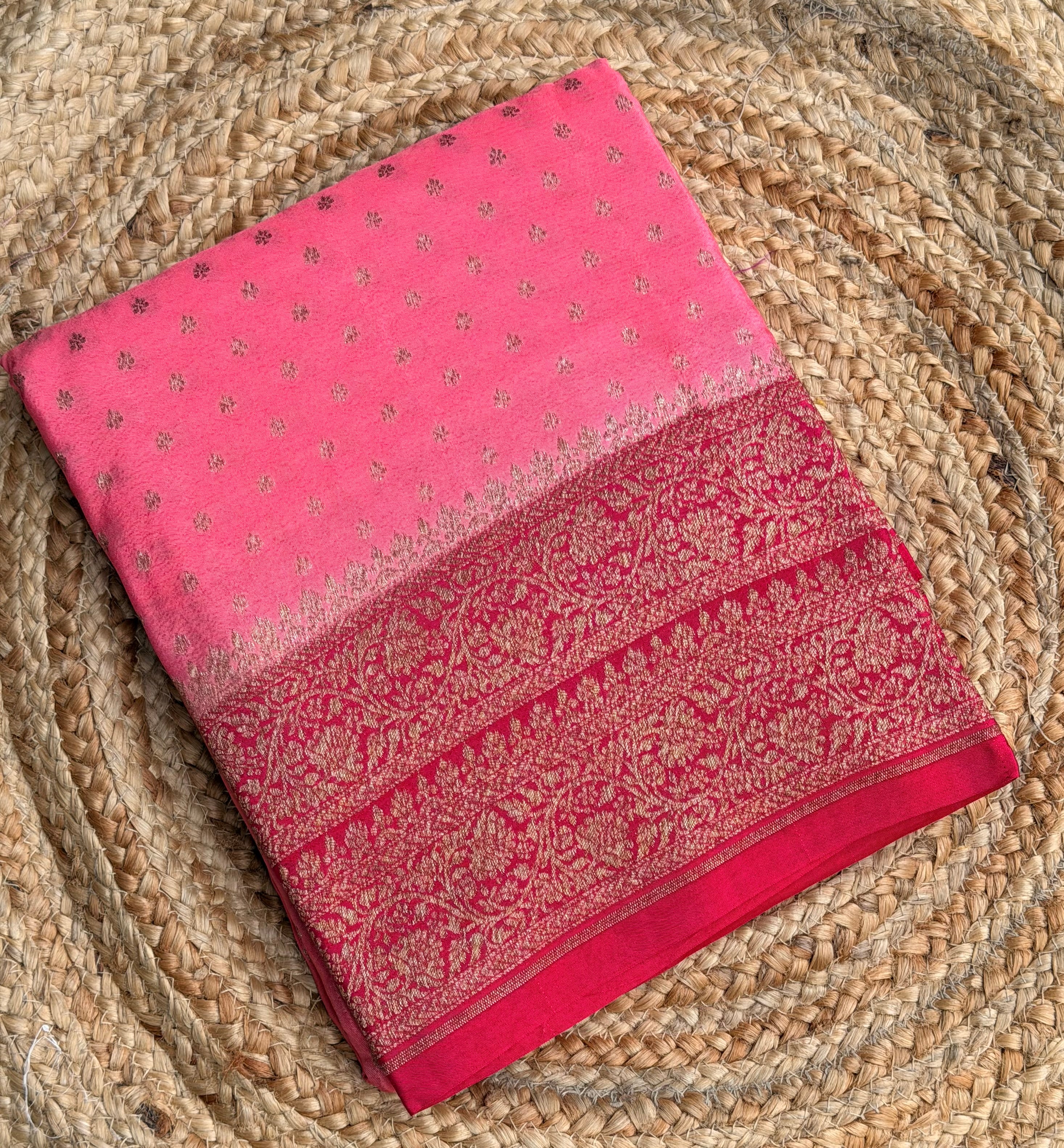 Light pink n pink small butta benarasi crepe saree