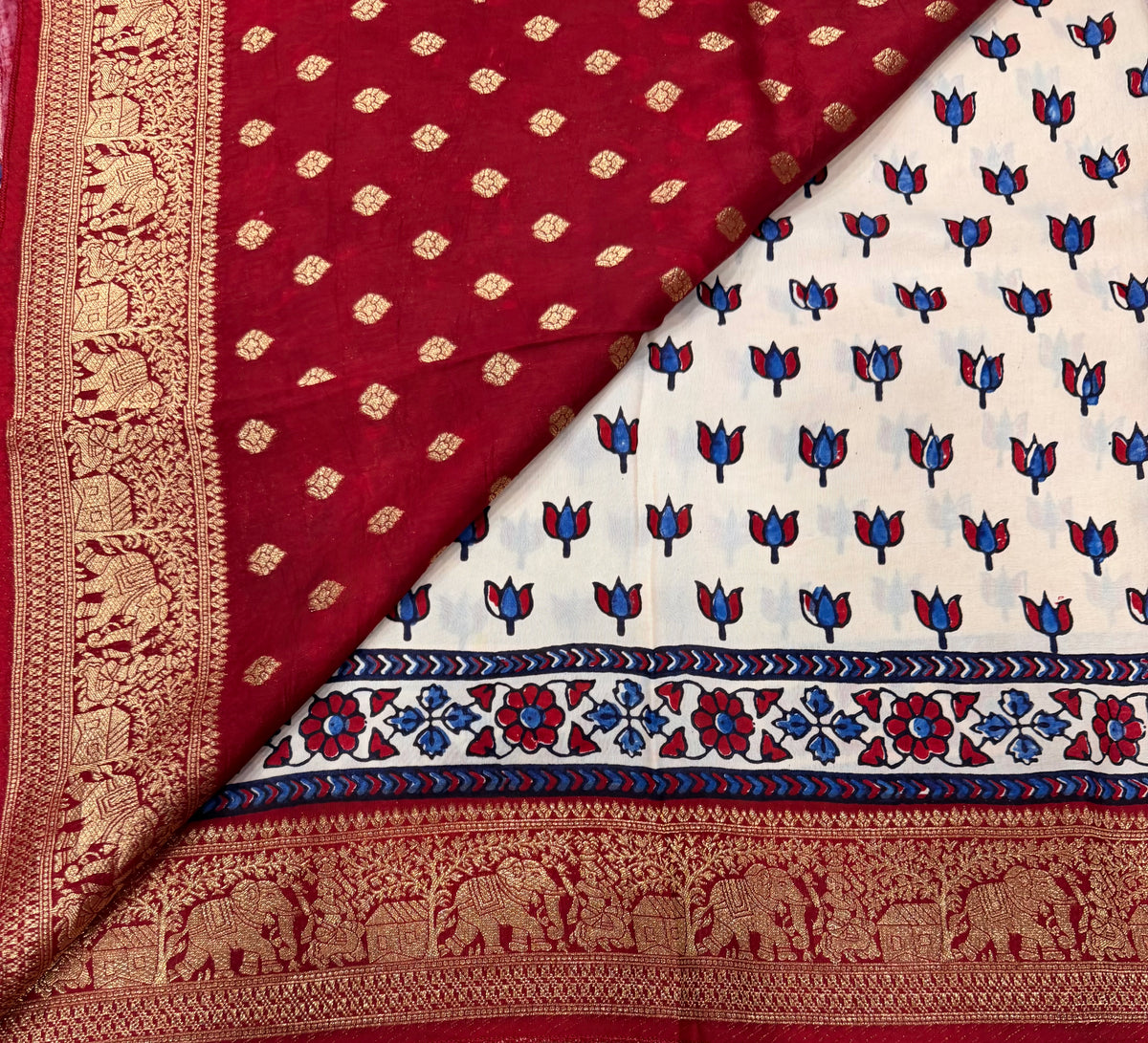 White small butta Kanchi border pure Ajrak dola sarees