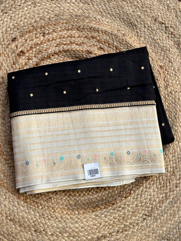Black and white dola silk