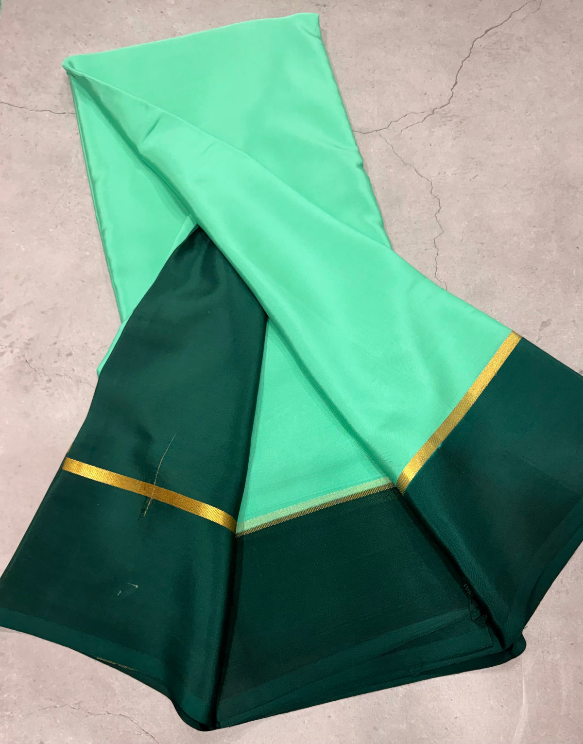 Sea green contrast border pure Mysore silk crepe saree