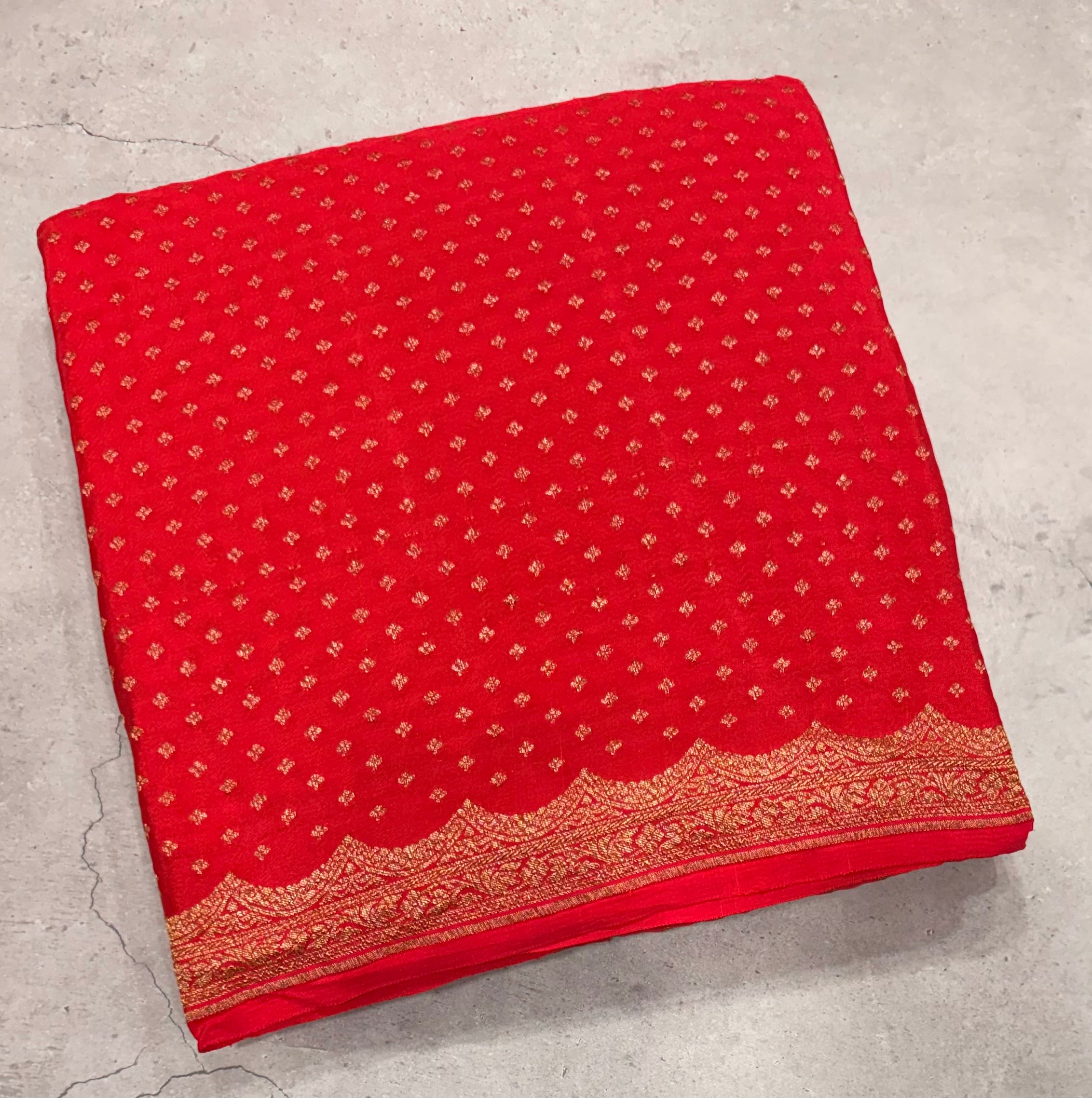 Red small butta pure benarasi crepe silk saree