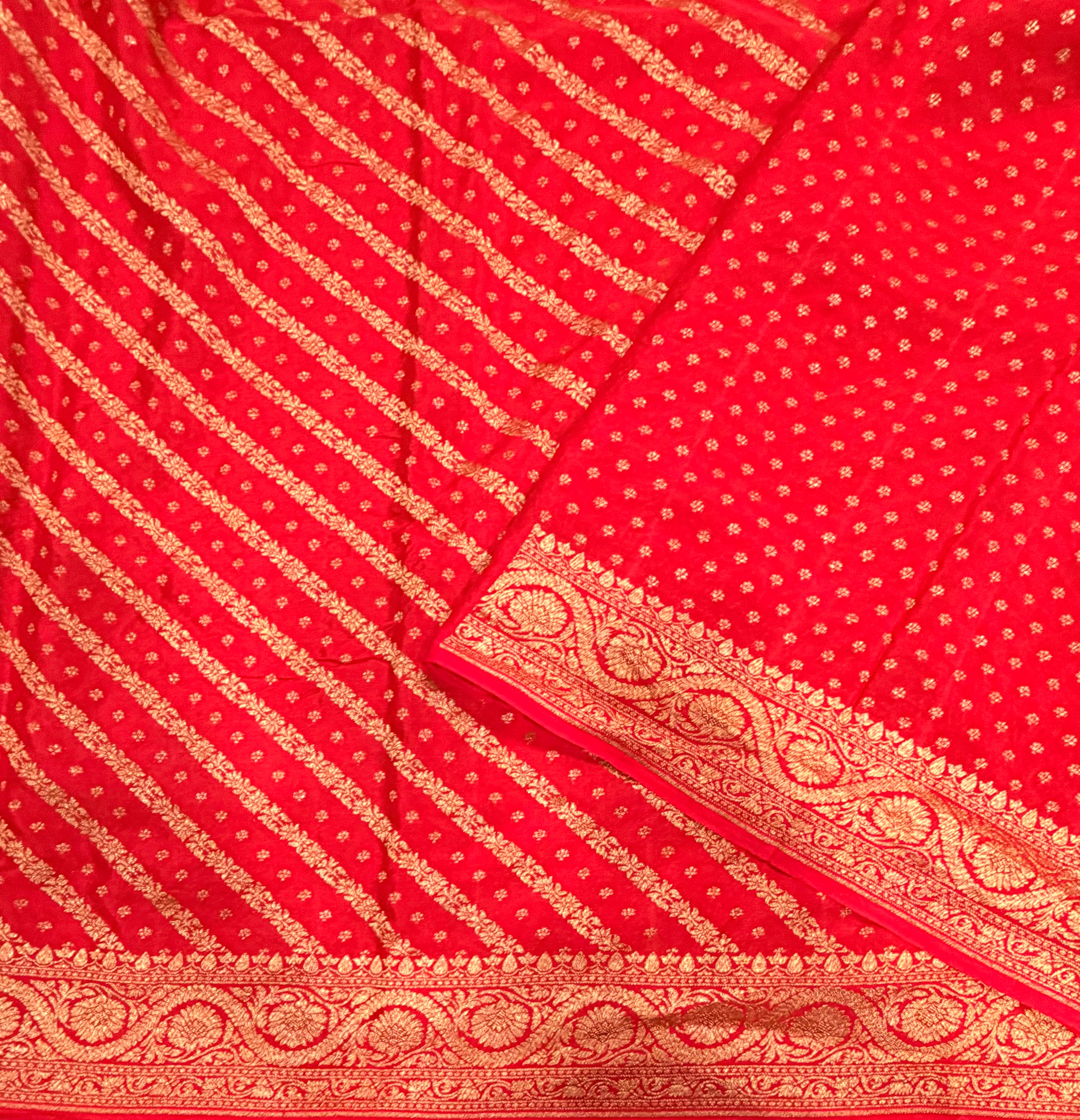 Red stripes small butta pure benarasi crepe silk saree