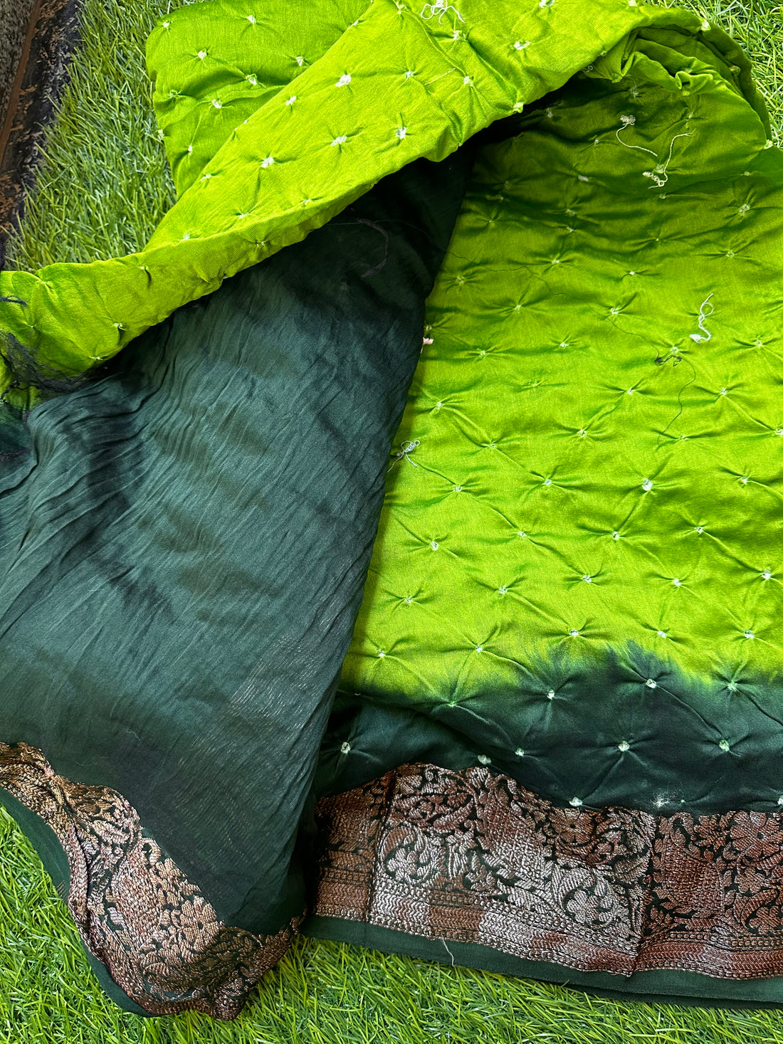 Chanderi silk. Bandini weaving