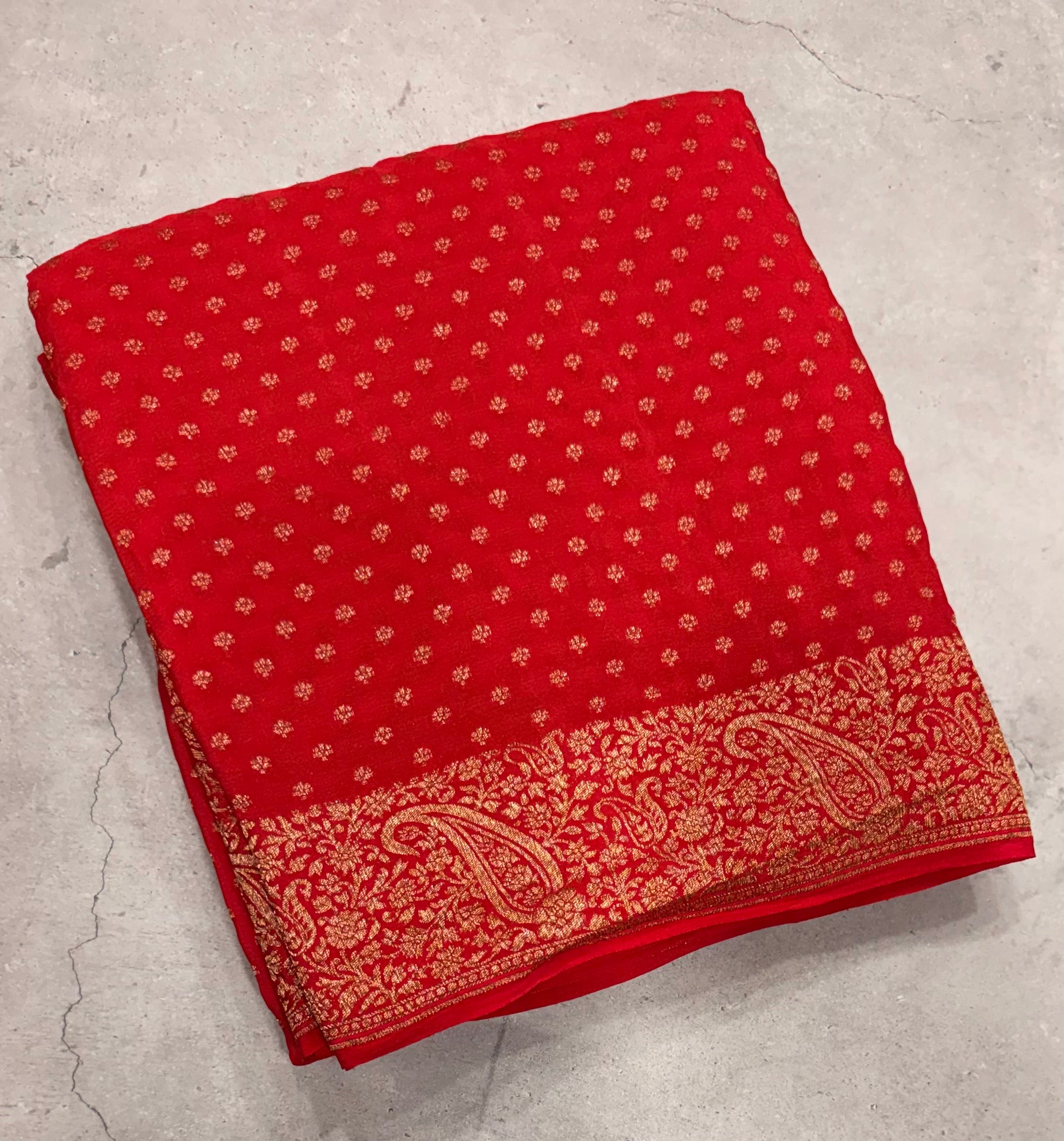 Red mango border small butta  pure benarasi crepe silk saree