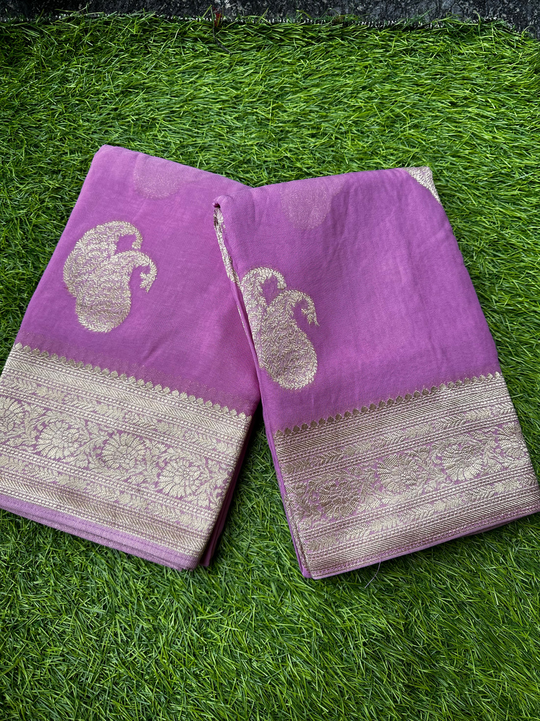 Pure viscose georgette, lavender shades.