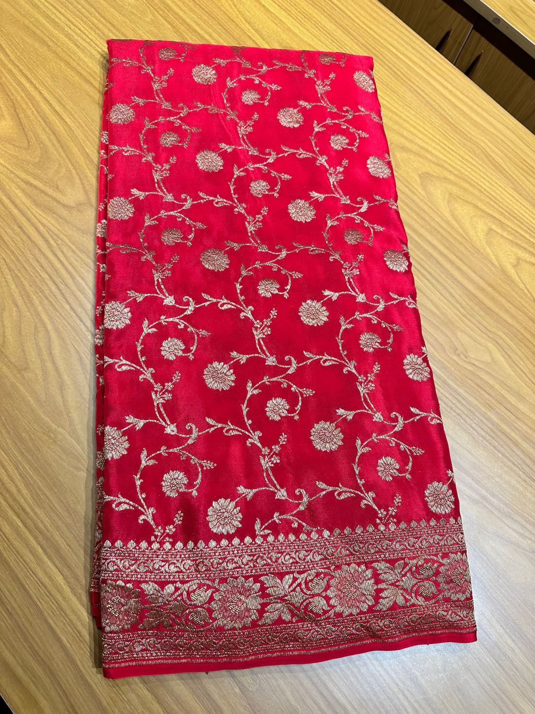 Red jaal pattern pure crepe Banaras silk sarees