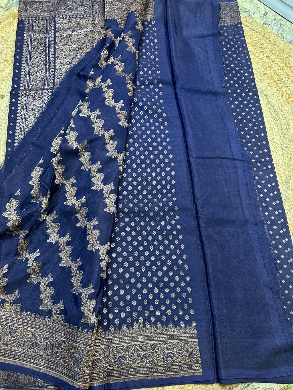 Eliphant grey crepe chiffon handloom silk sarees.
