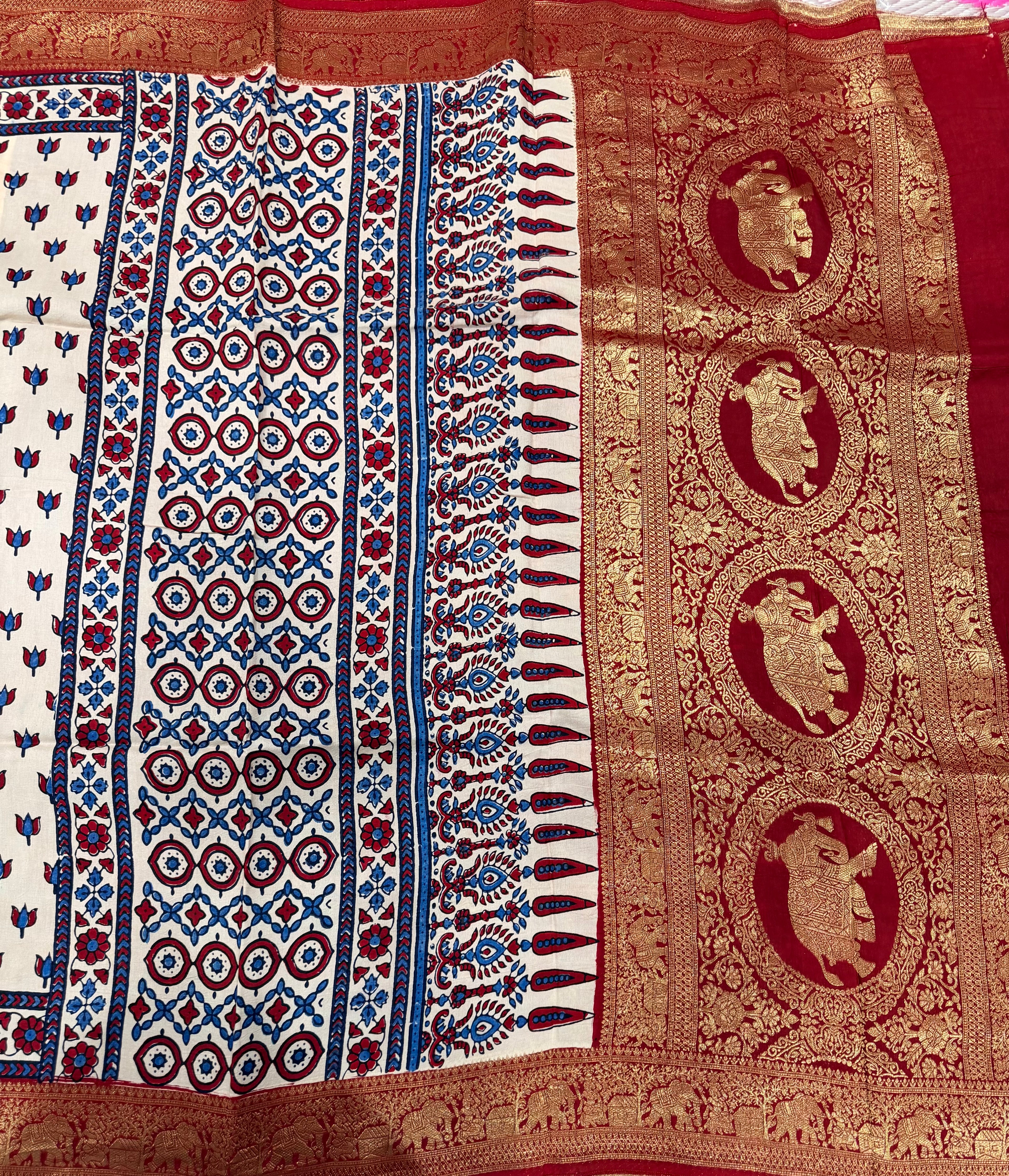 White small butta Kanchi border pure Ajrak dola sarees