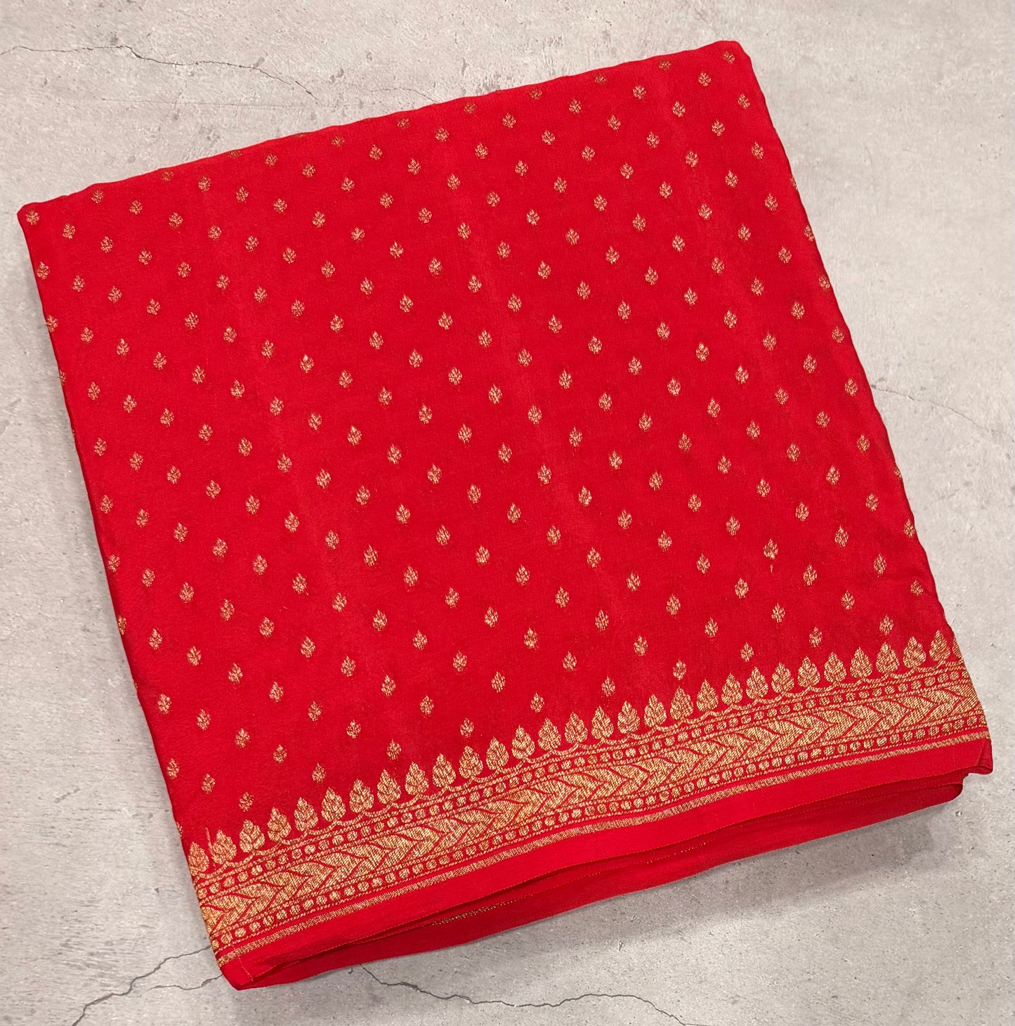 Red small butta pure benarasi crepe silk saree
