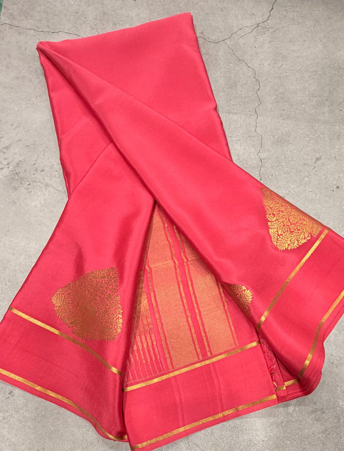 Pink leaf big butta pure Mysore silk crepe saree