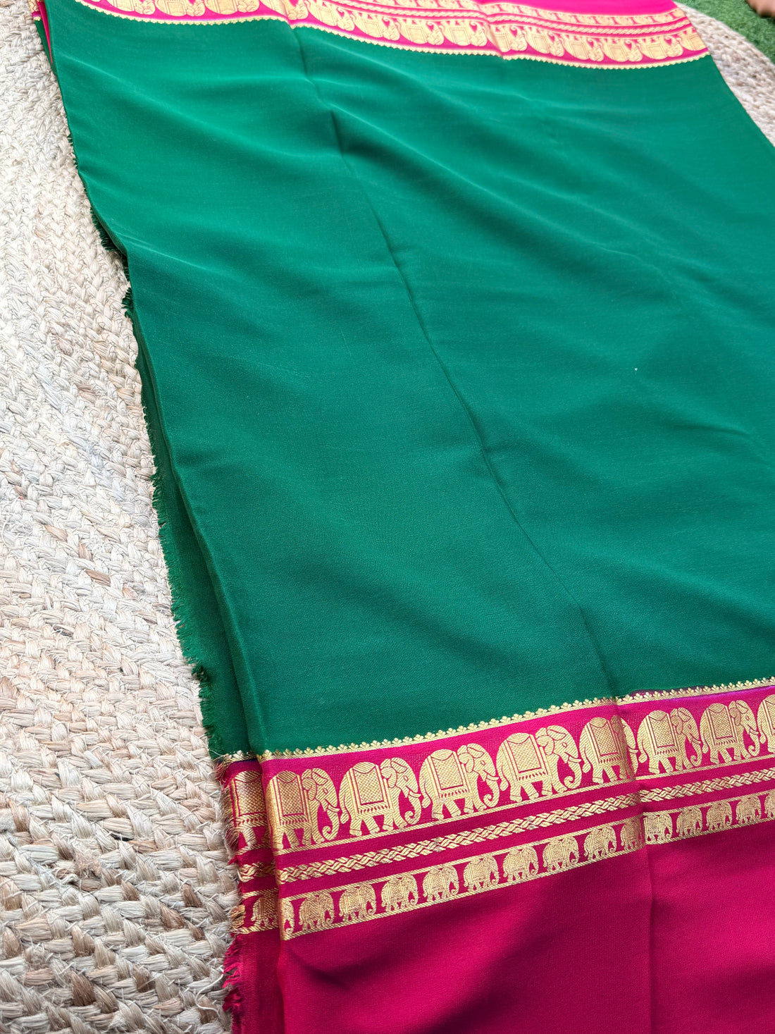 Mysuru Silk Crepe- Elephant 3 D Border (120 gsm) Green with pink and maroon border