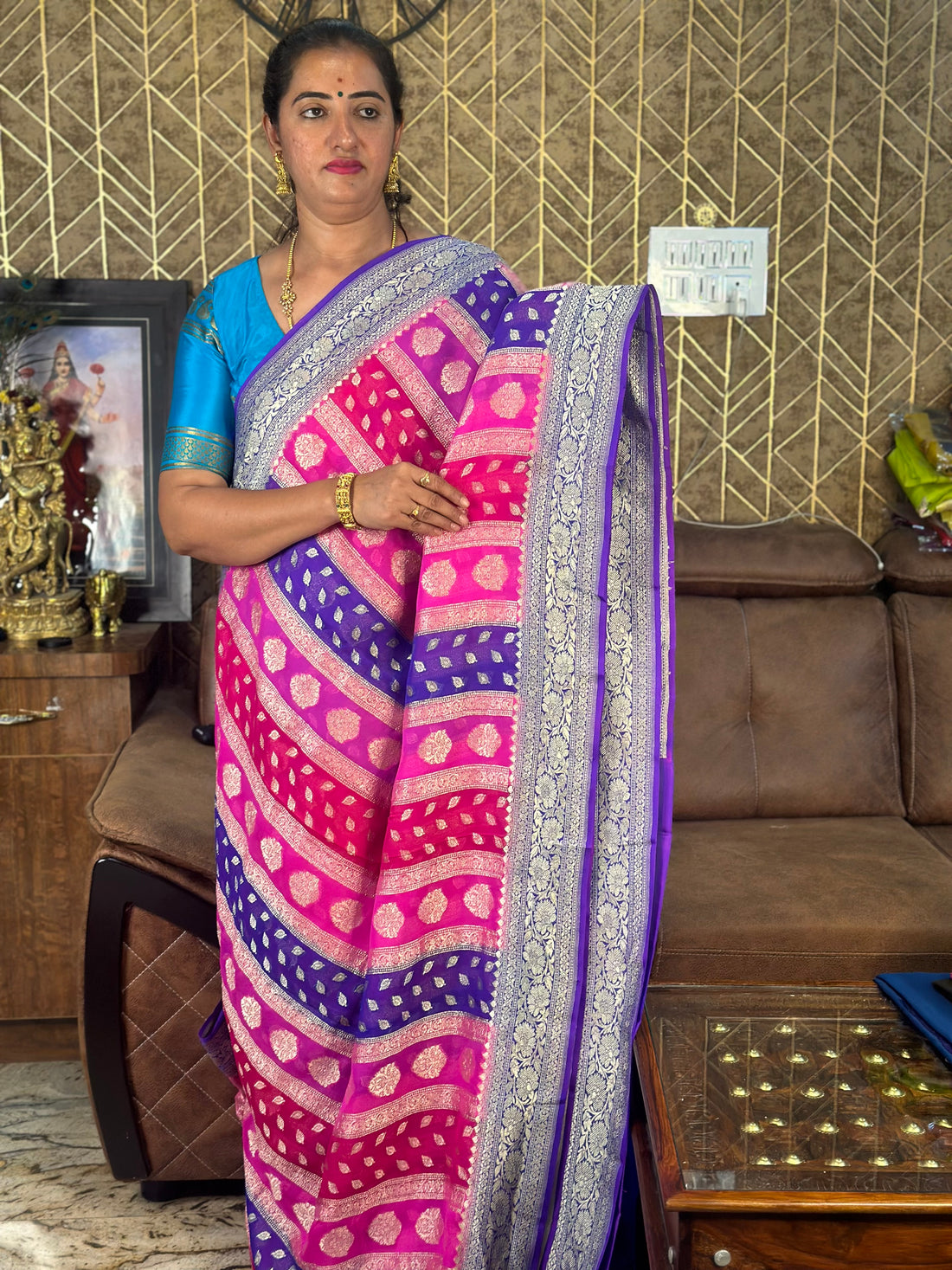 Lavender and pink Rankat Pure khaddi Georgette,hand brush water zari.