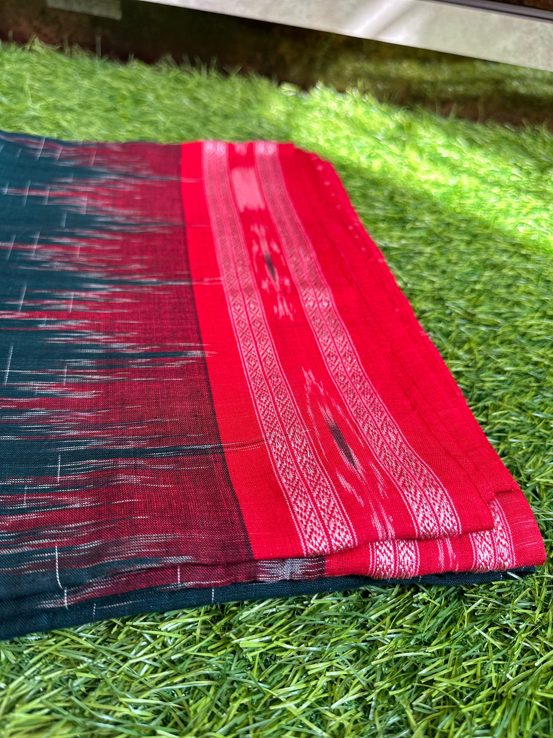 Odisha Ikat Weave Handloom Red Cotton Saree