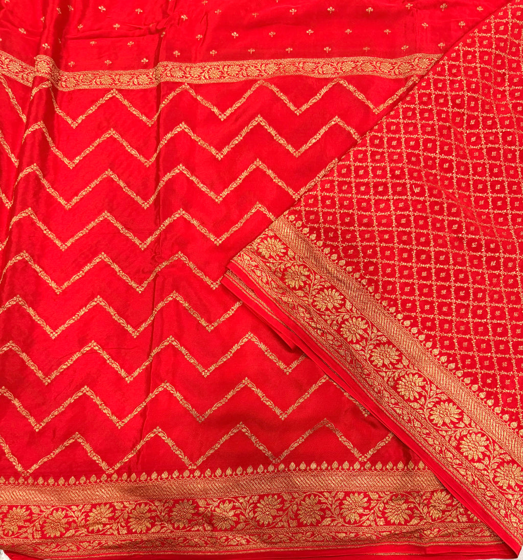 Red zig zag small butta half n half pure benarasi crepe silk saree