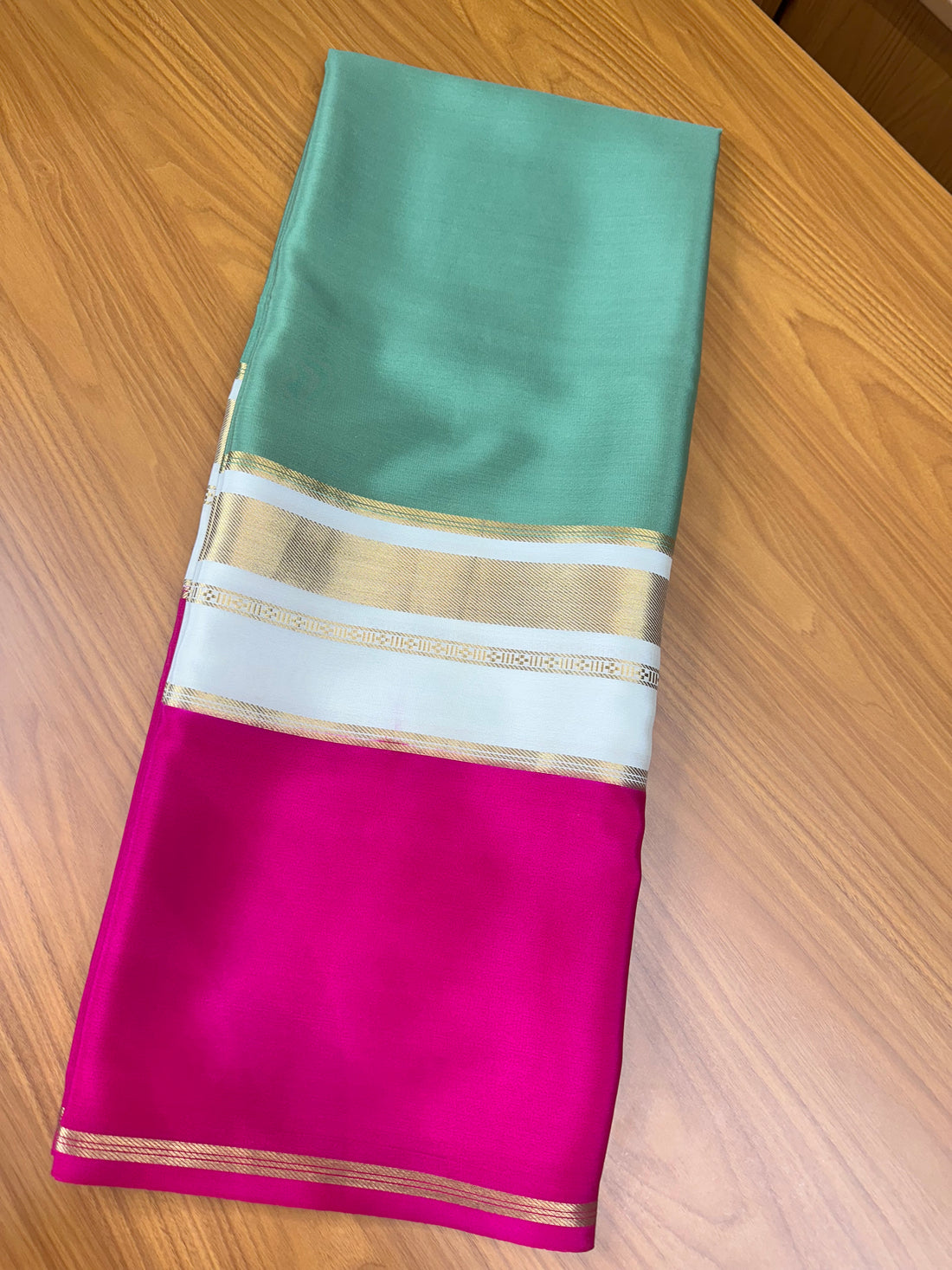 Pistha green with white and pink 3D pattern 120 gsm