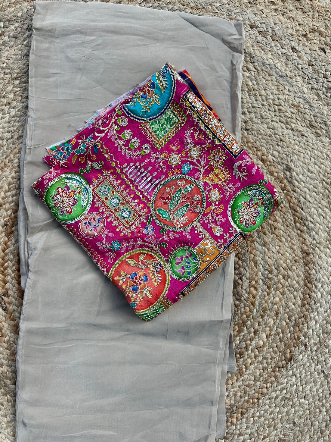 Beinge pure crepe plain sarees with pink brocade blouse