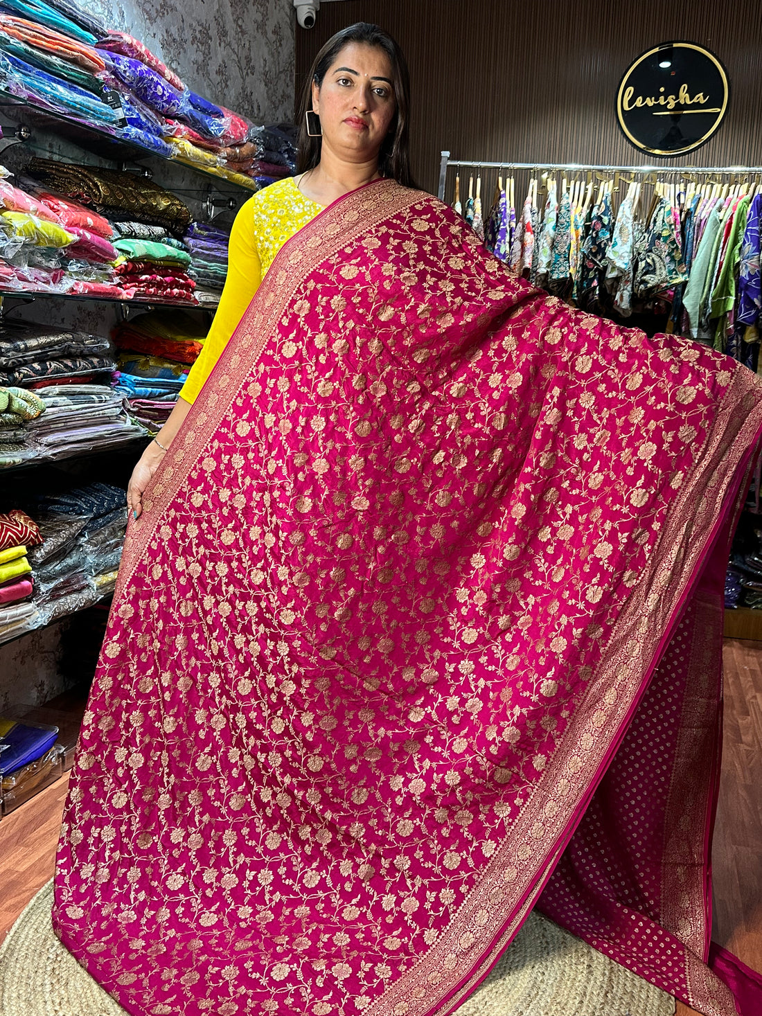 Pure Crepe Banarasi with Jaal Pattern (Rani Pink)