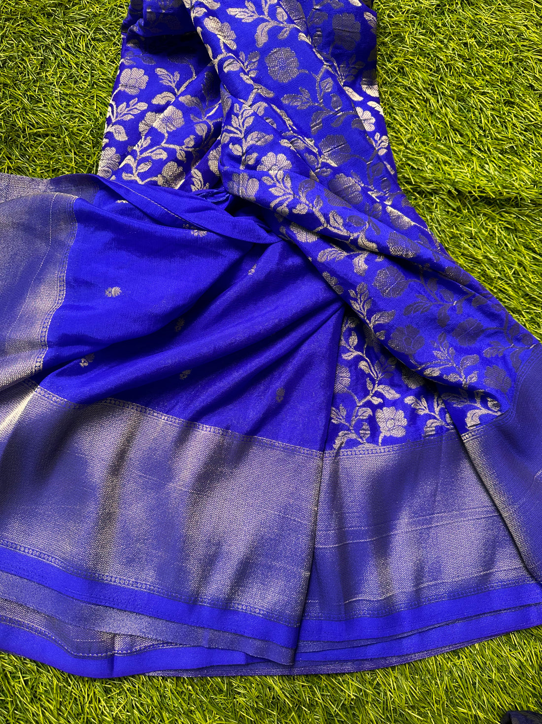 Designer georgette jaal pattern royal blue.