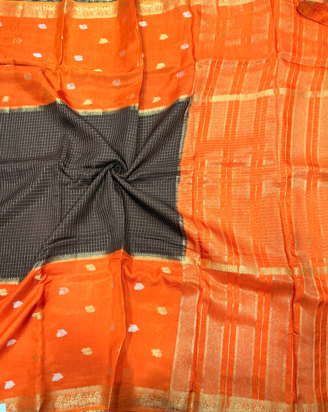 2D contrast border checks Dola crepe saree