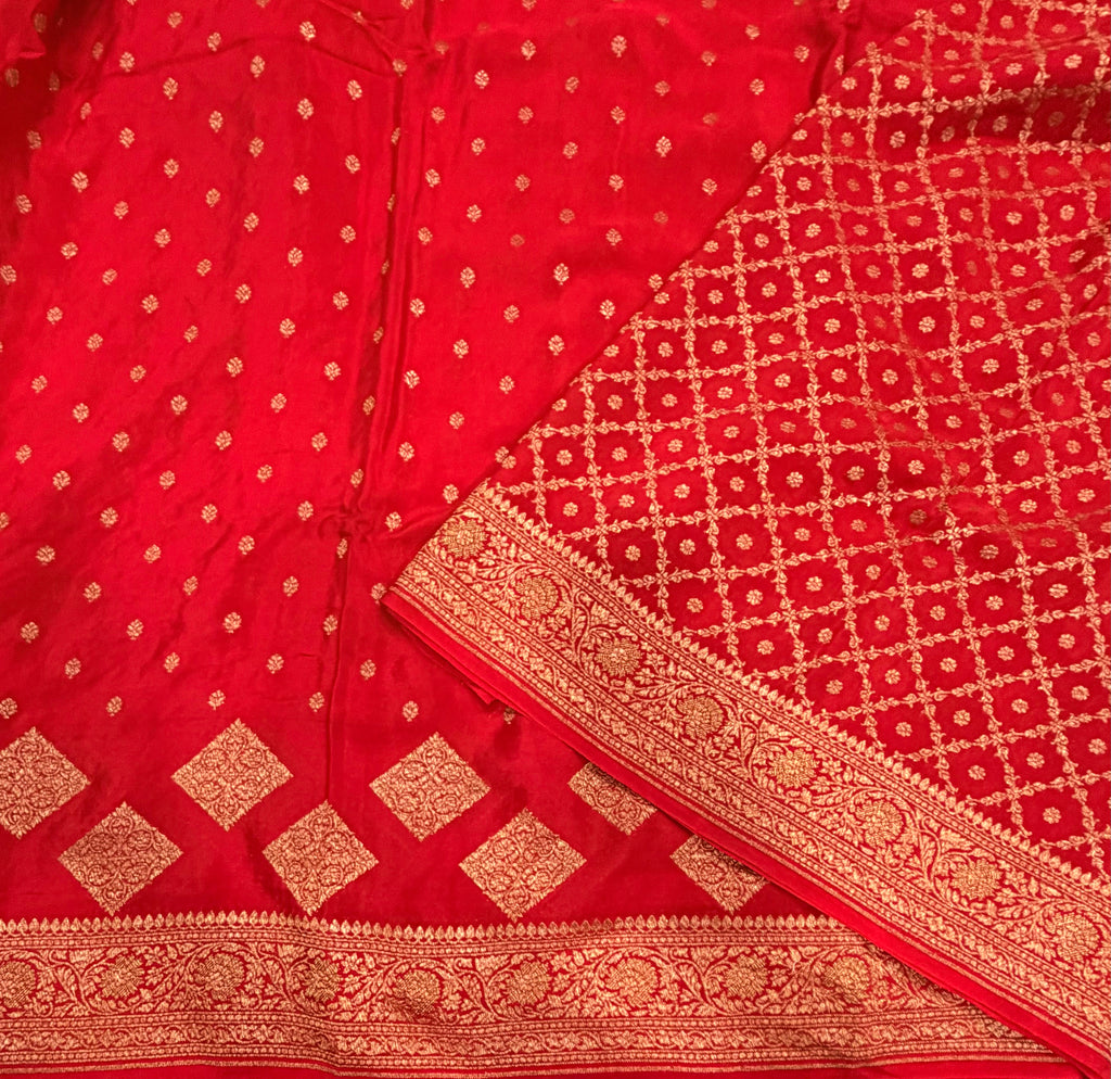 Red  small butta pure benarasi crepe silk saree