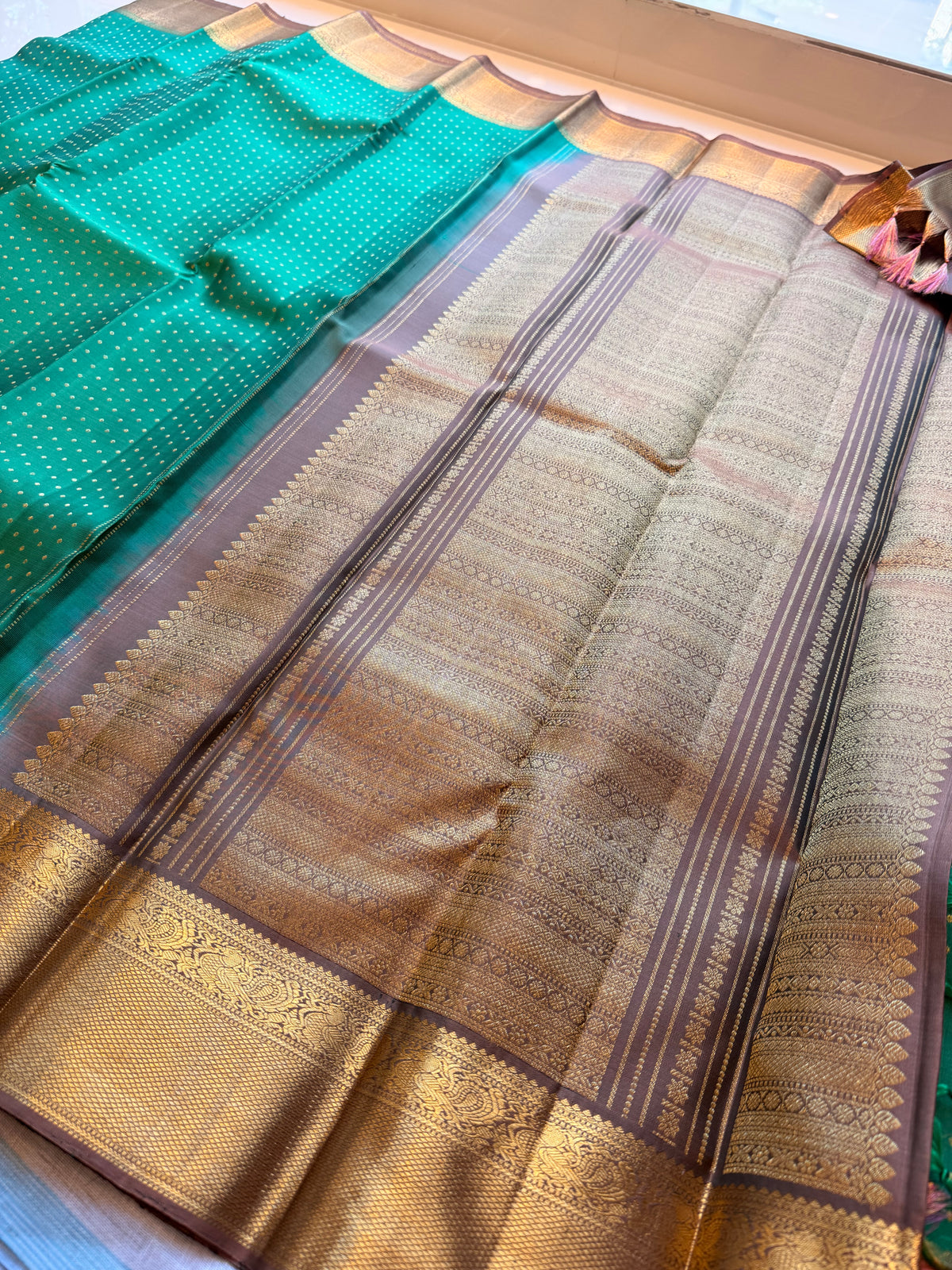 Bottle green 1000 butta pure  Kanjeevaram saree