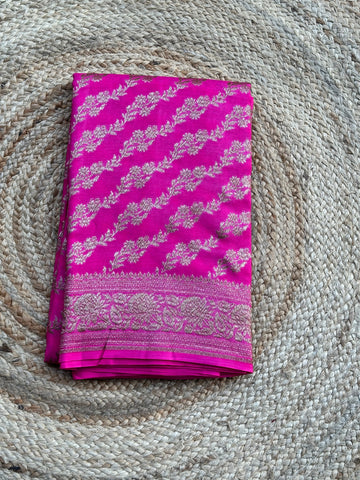 Pink jaal Banarasi crepe chiffon