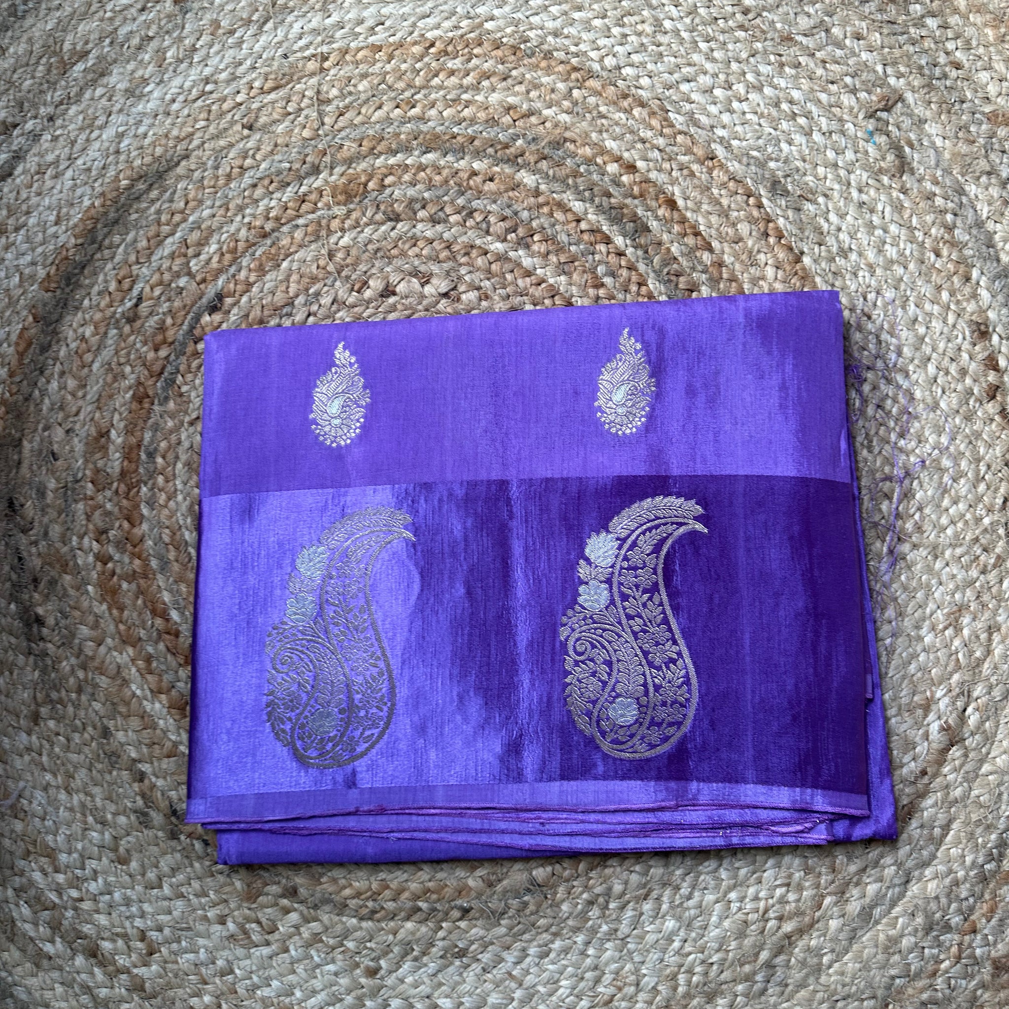Lavender dola silk with satin border and blouse.