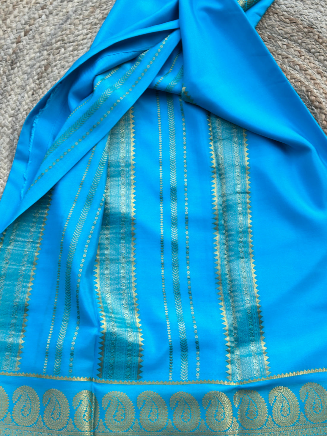 Sky blue Mango border 120 gsm