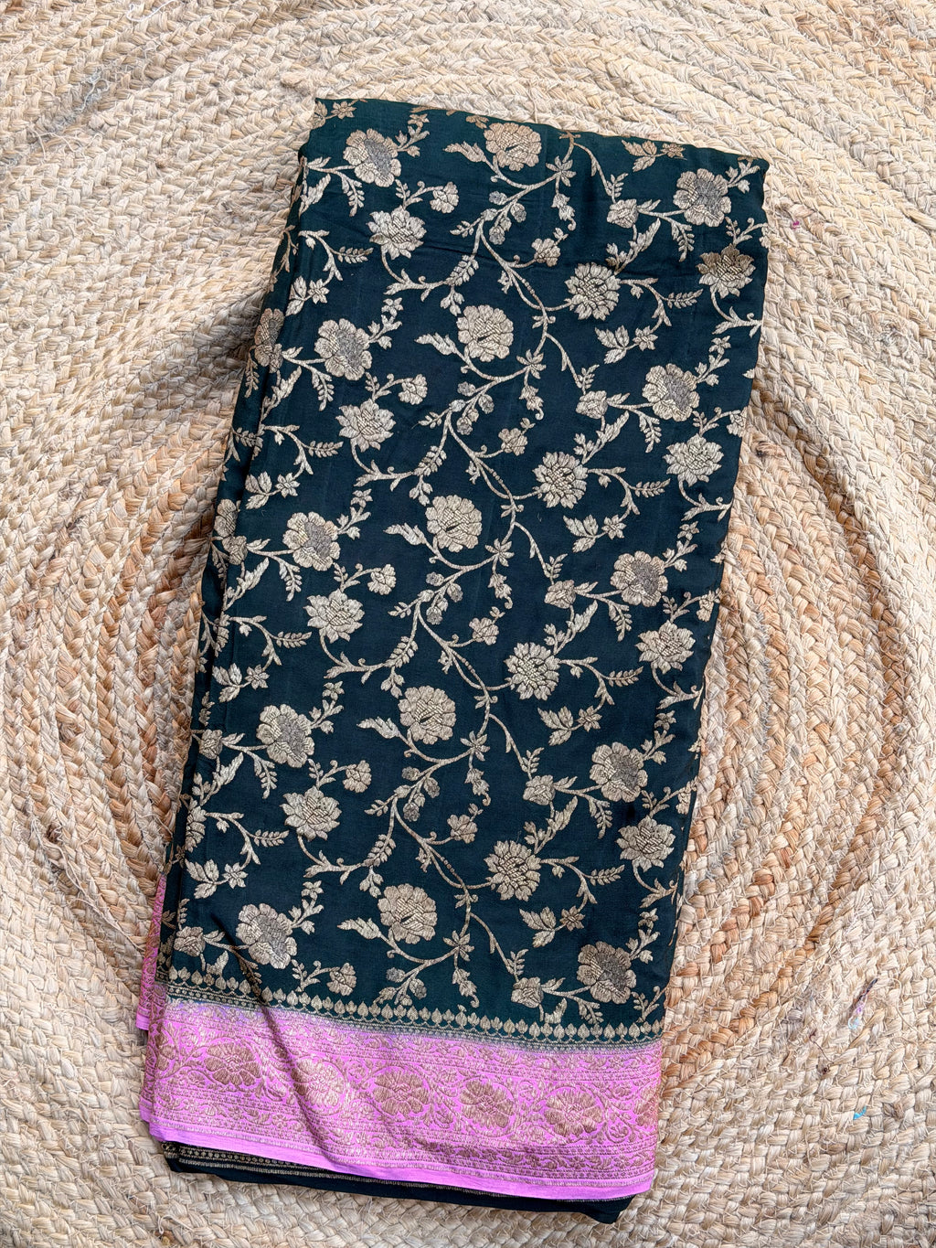 Deep green and lotus pink jaal pure crepe Banaras