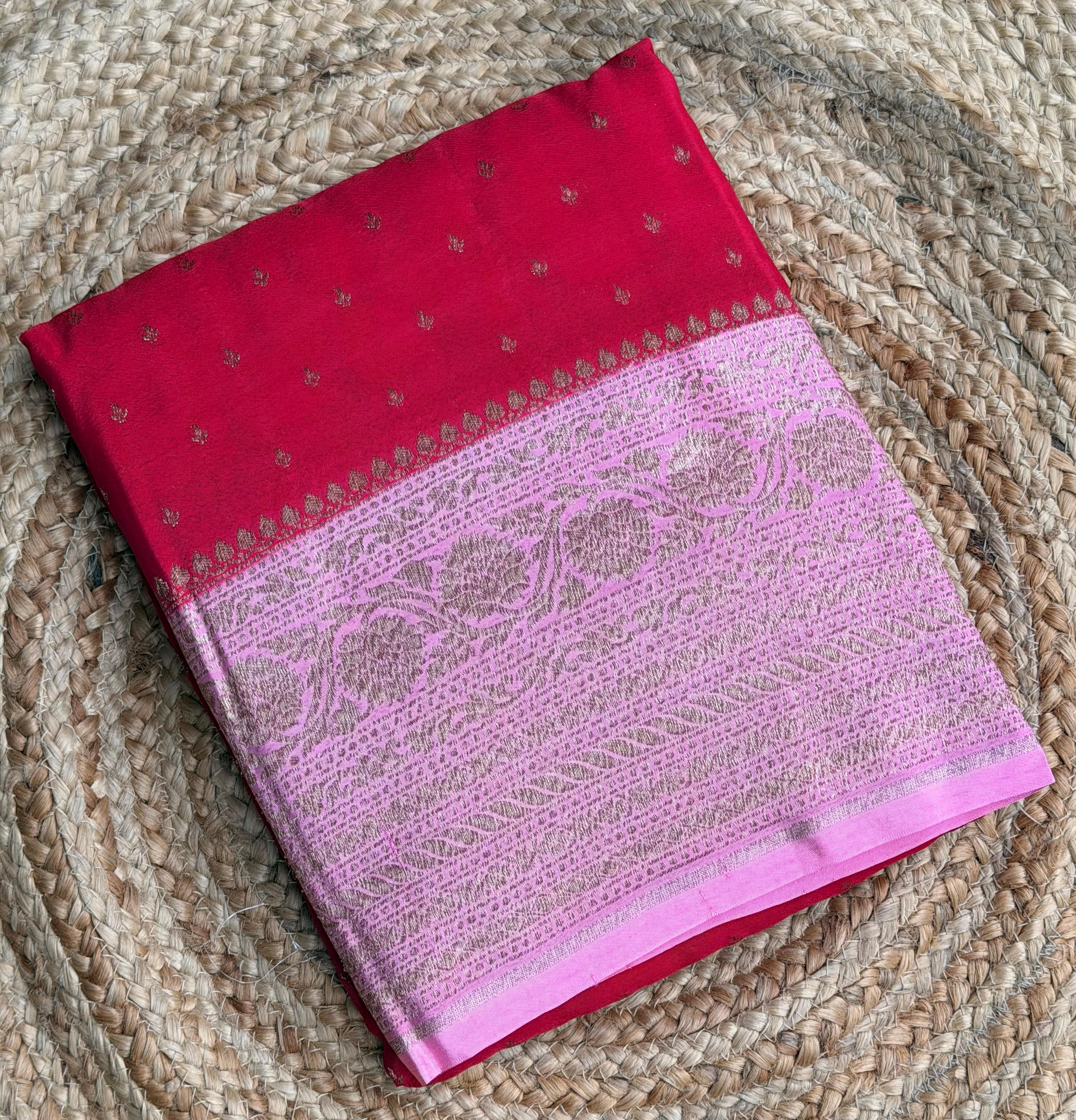 Red n light pink small butta benarasi crepe saree