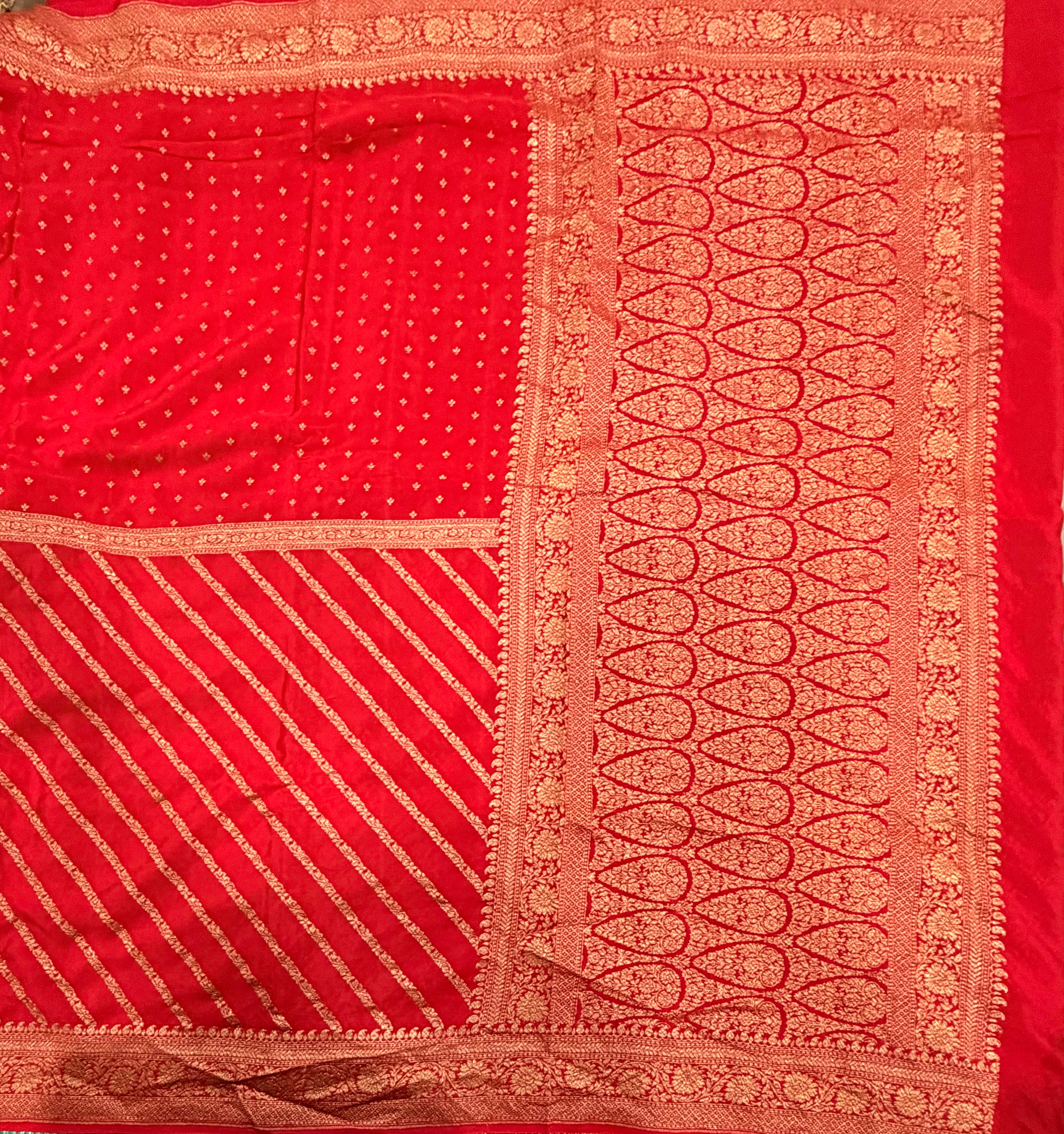 Red zig zag small butta half n half pure benarasi crepe silk saree