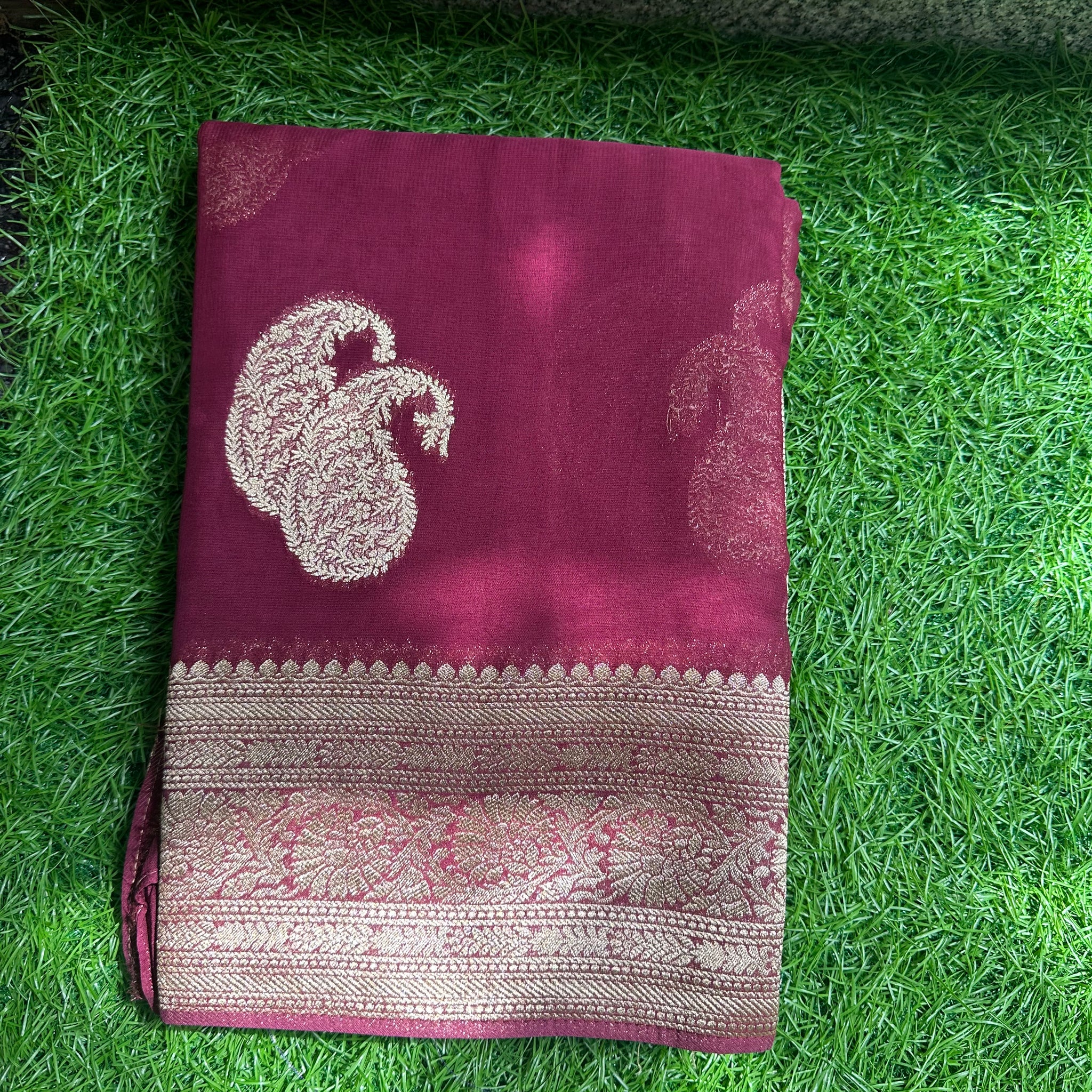 Mejentha Pure viscose georgette.