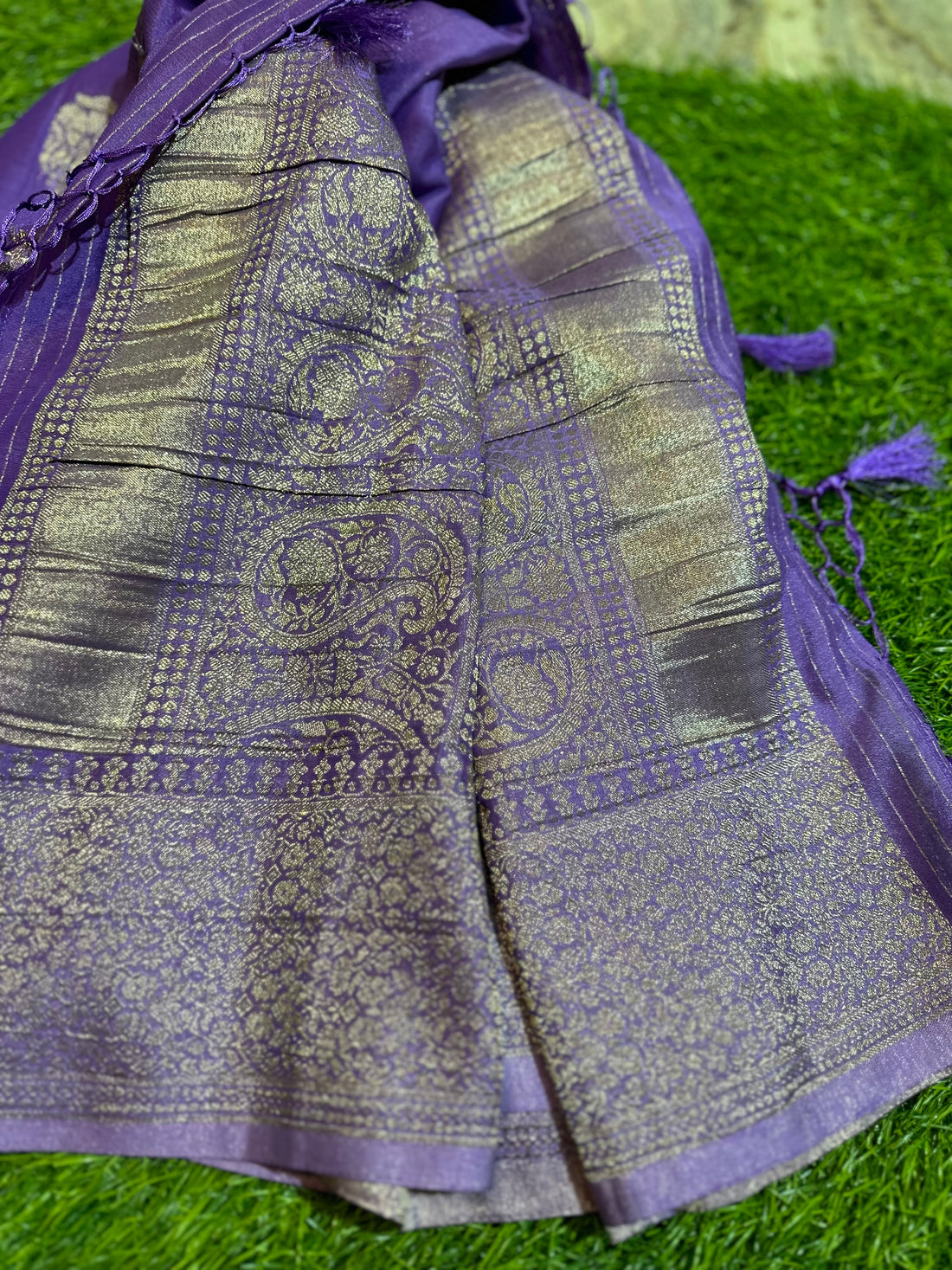 Lavender Big Butta crepe Georgette saree