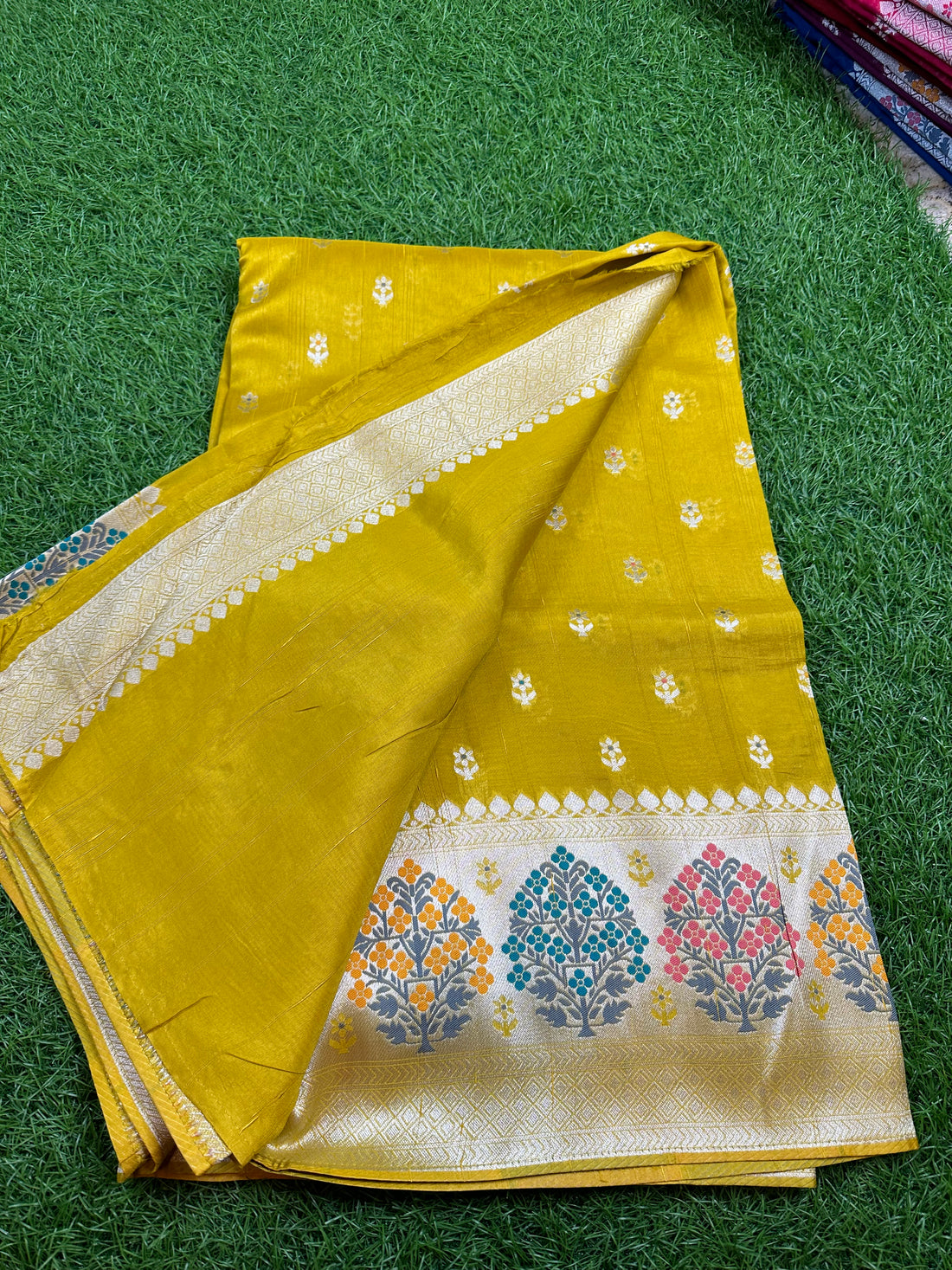 Lemon yellow pure tusser Paithani border.